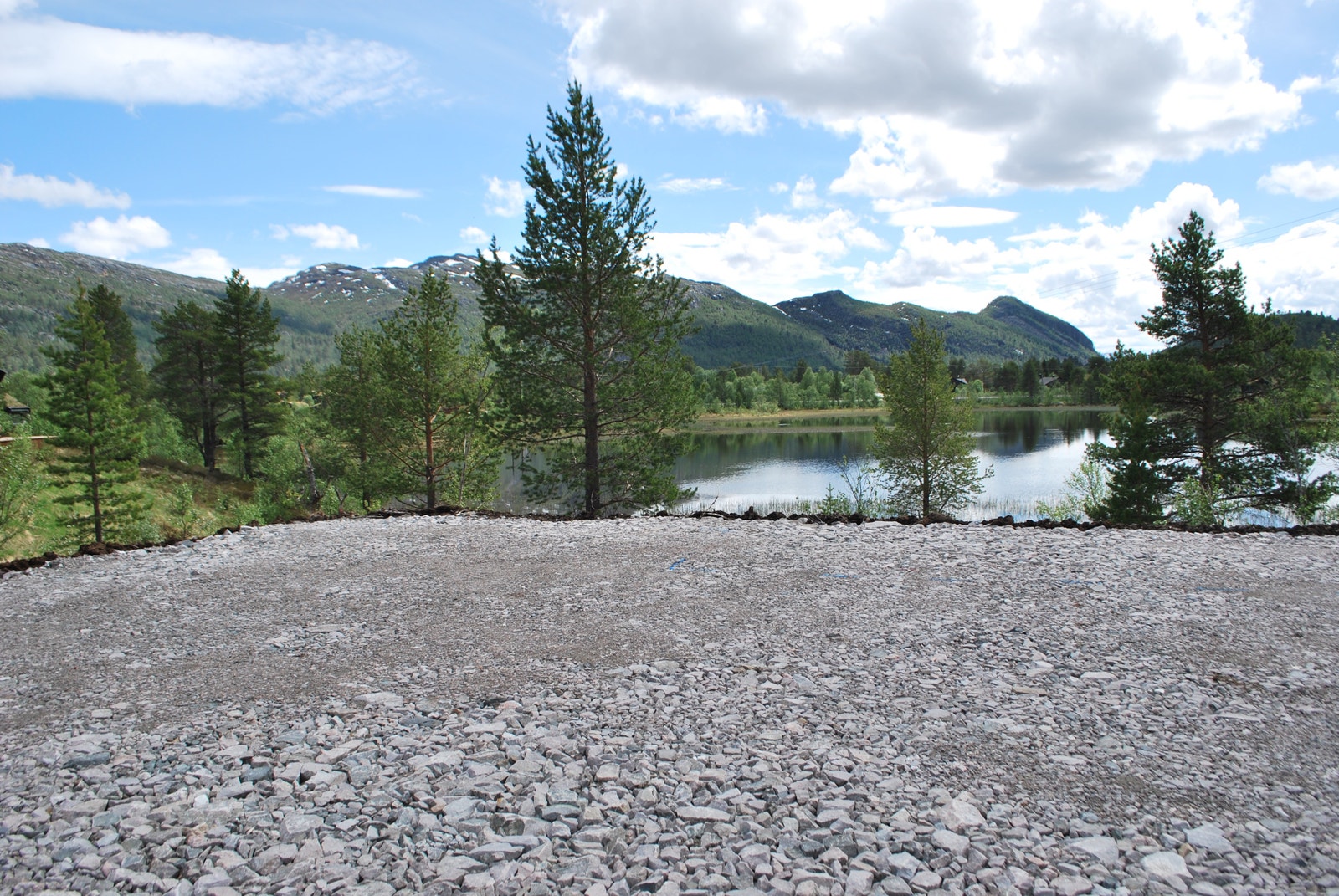 Ferdig planert, byggeklar tomt Galleribilde