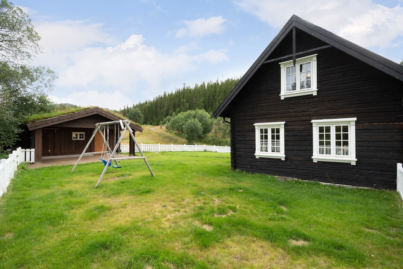 Gårdstun Galleribilde