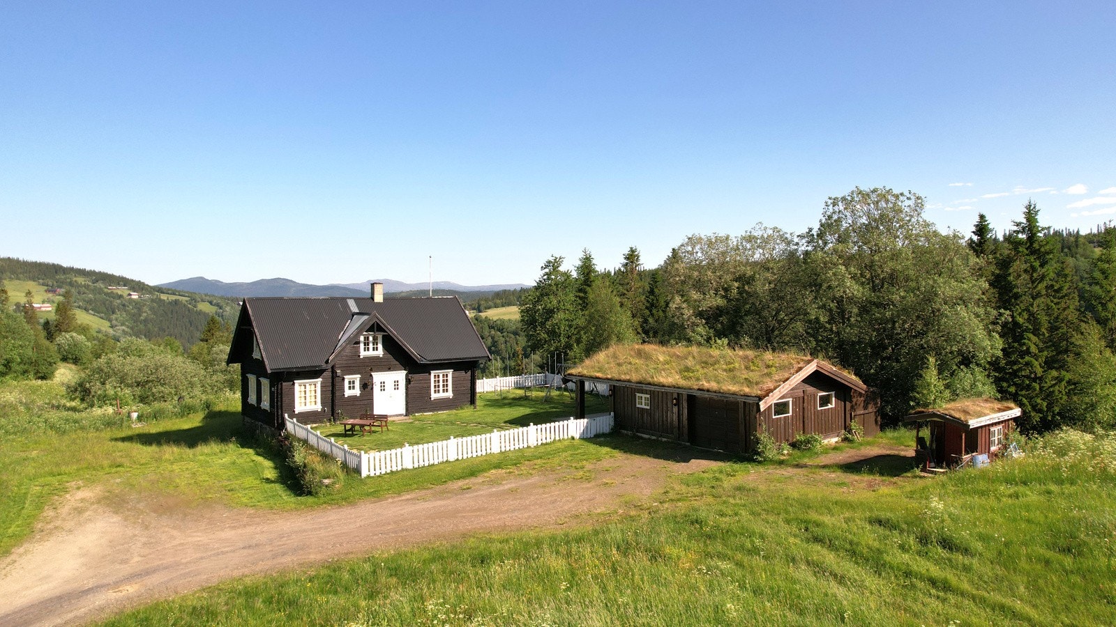 Gårdstun Galleribilde
