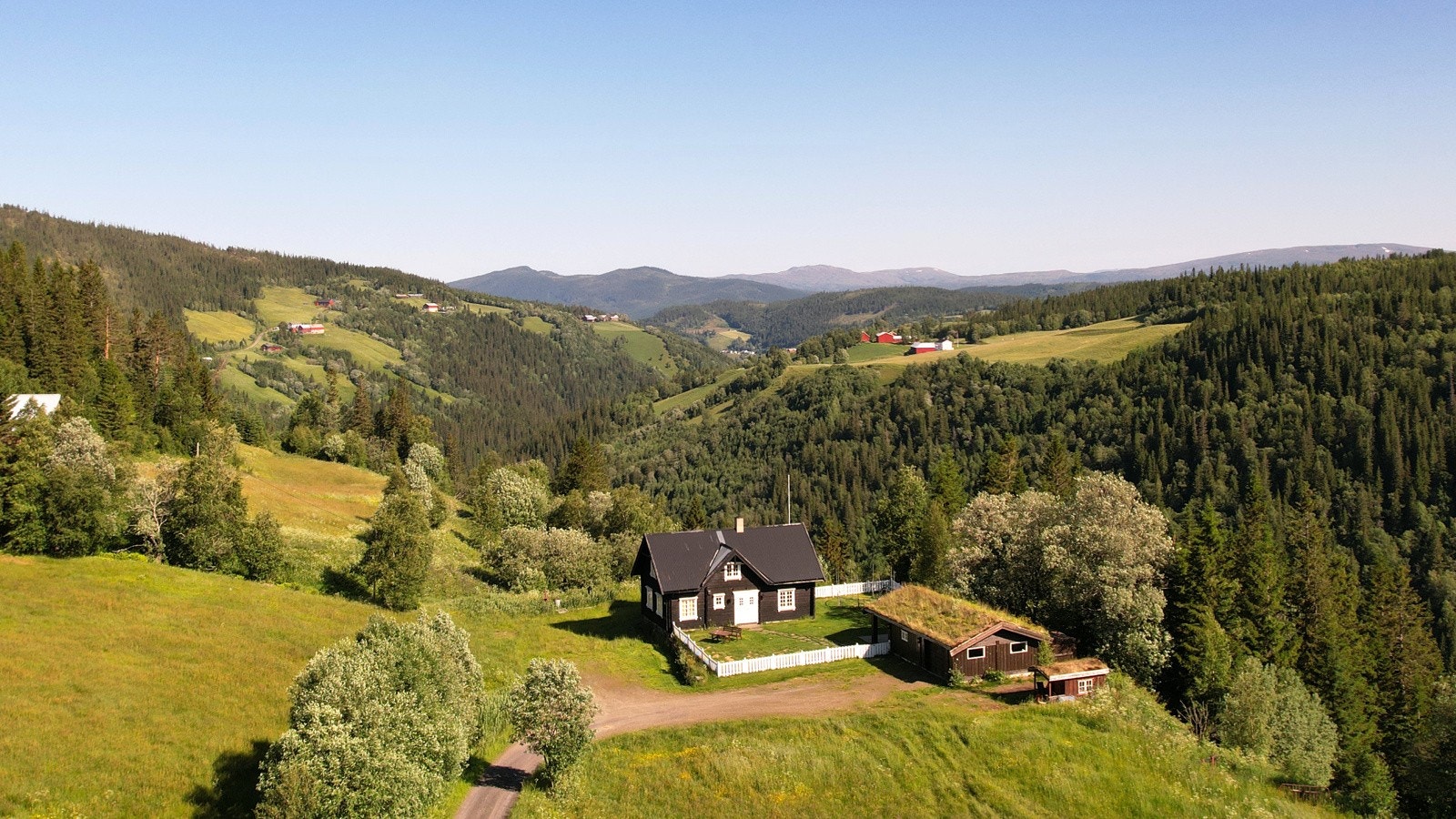 Gårdstun Galleribilde