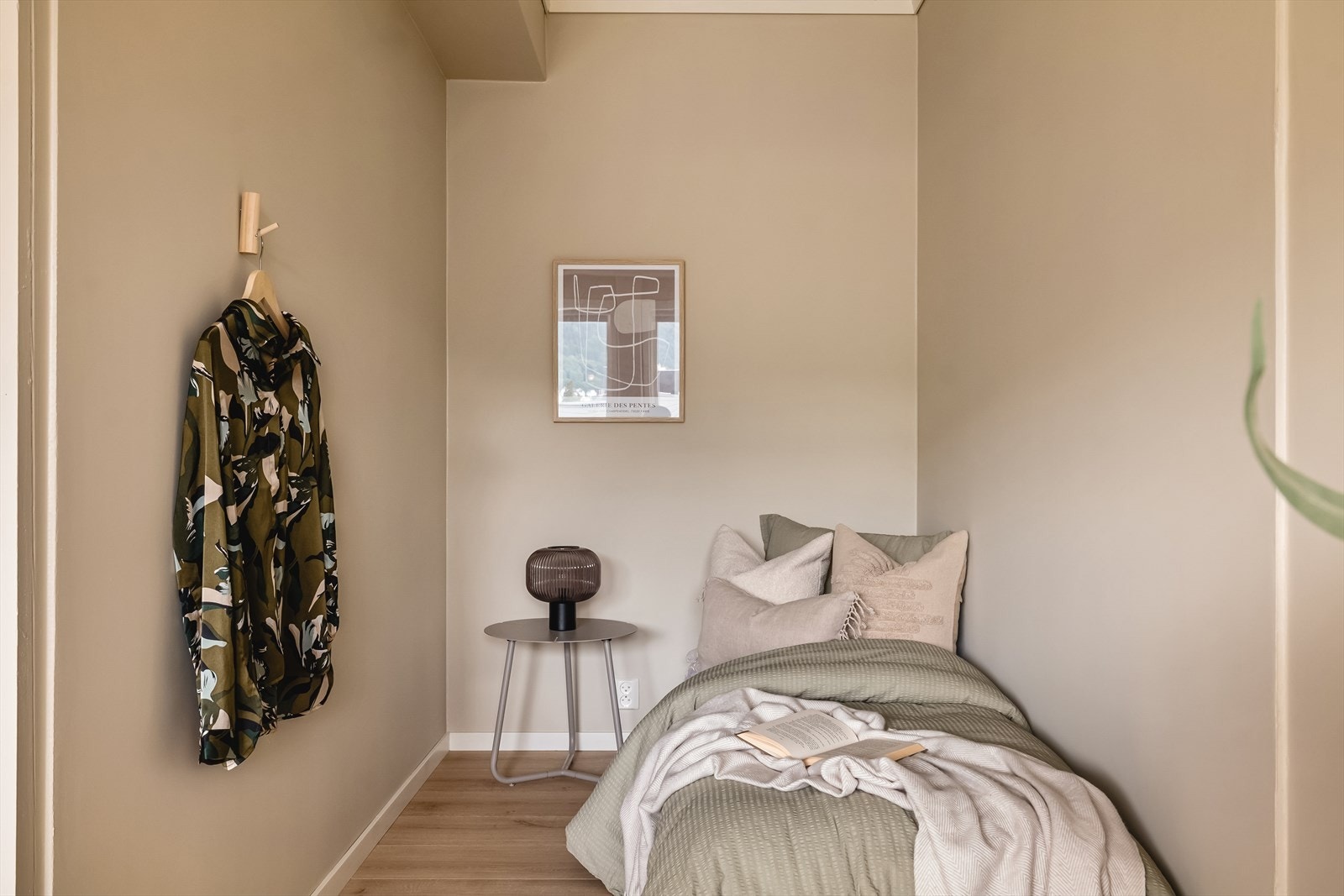 Alternativt kan man få inn seng hvor man har lagring under. Galleribilde