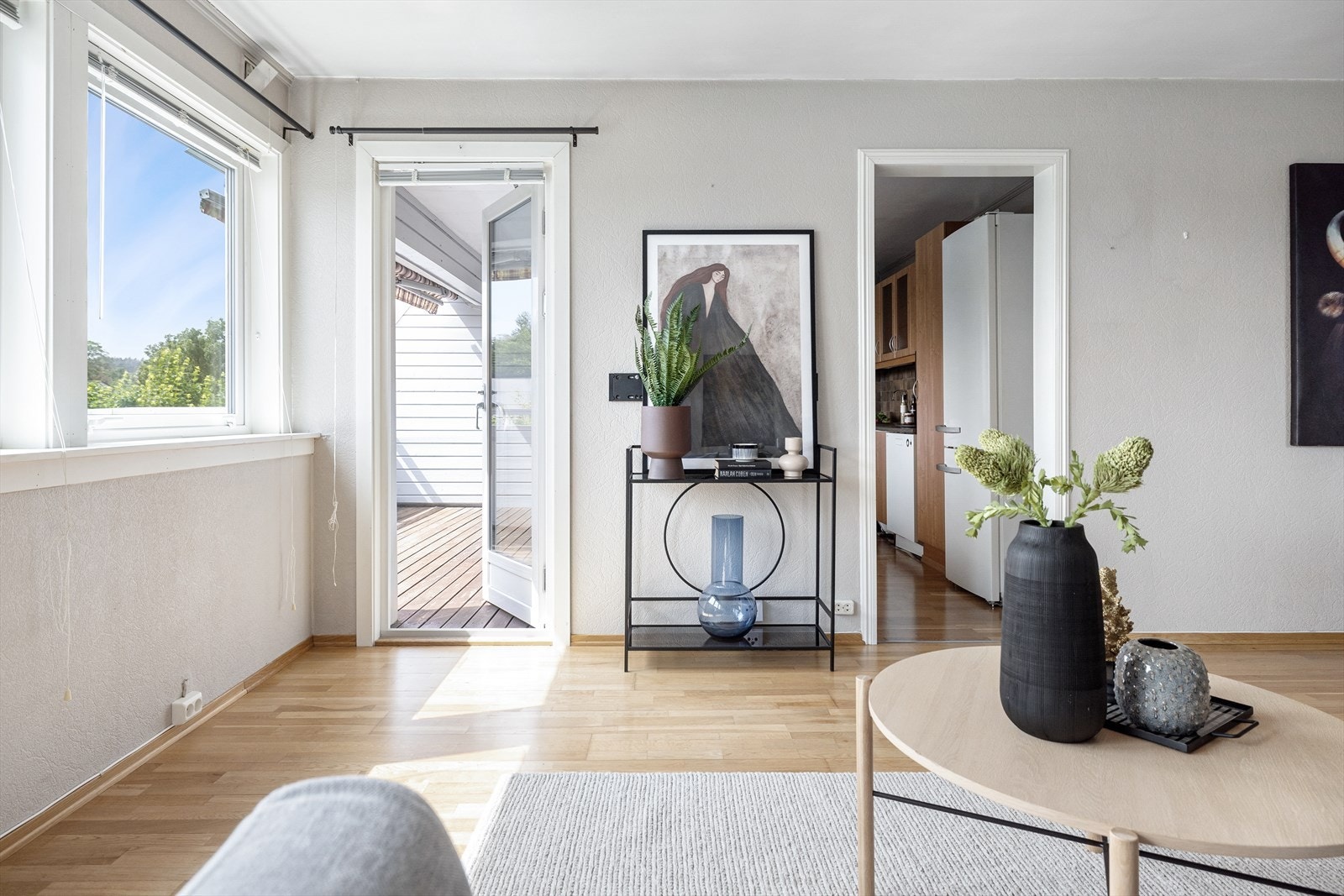 Direkte adkomst til balkongen fra stuen Galleribilde