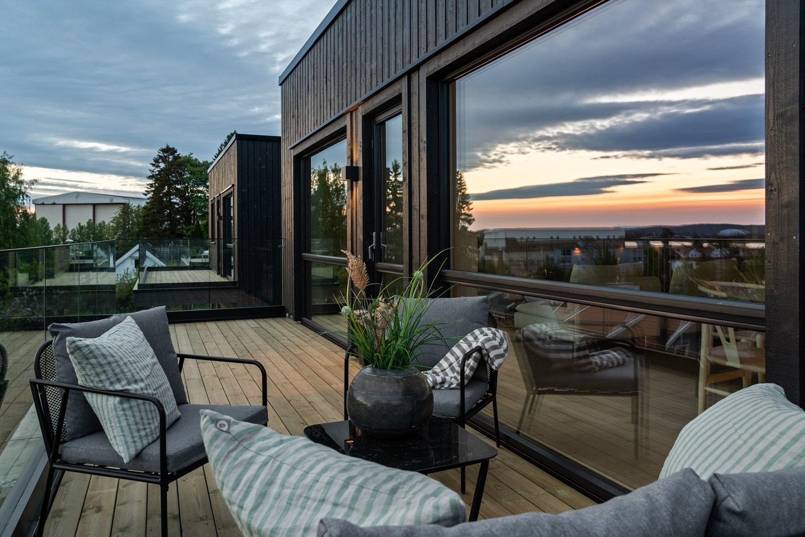 Terrasse på 22,4 kvm Galleribilde