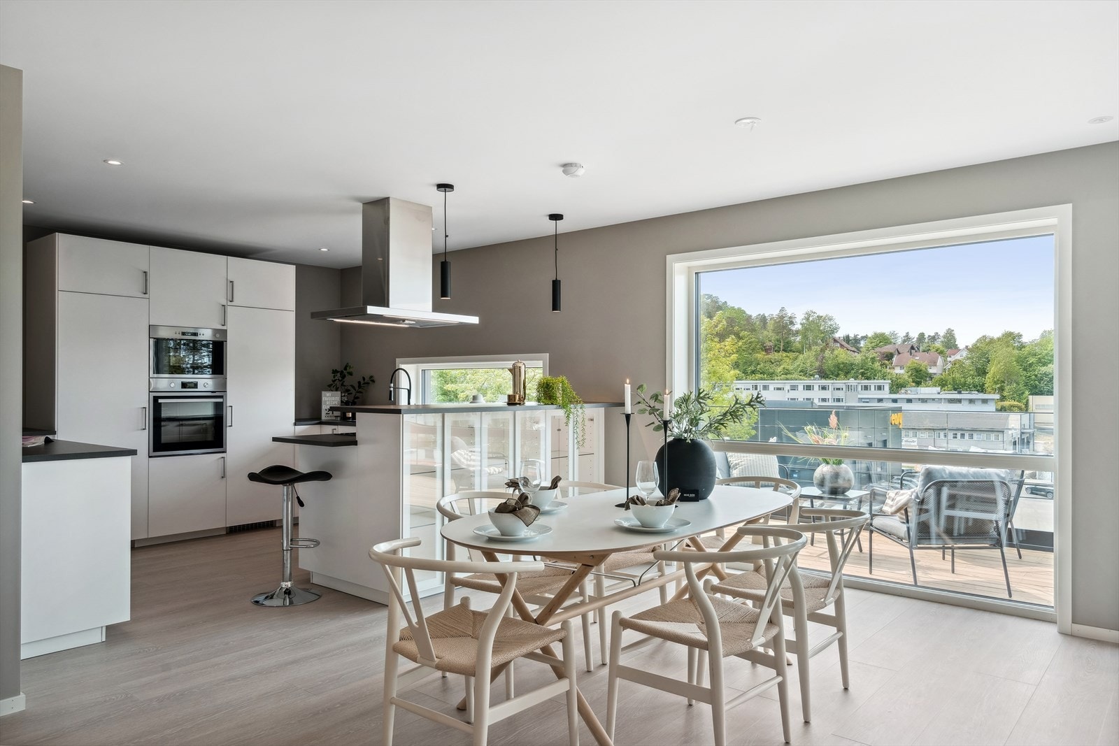 Downlights i himling bidrar det pen belysning Galleribilde