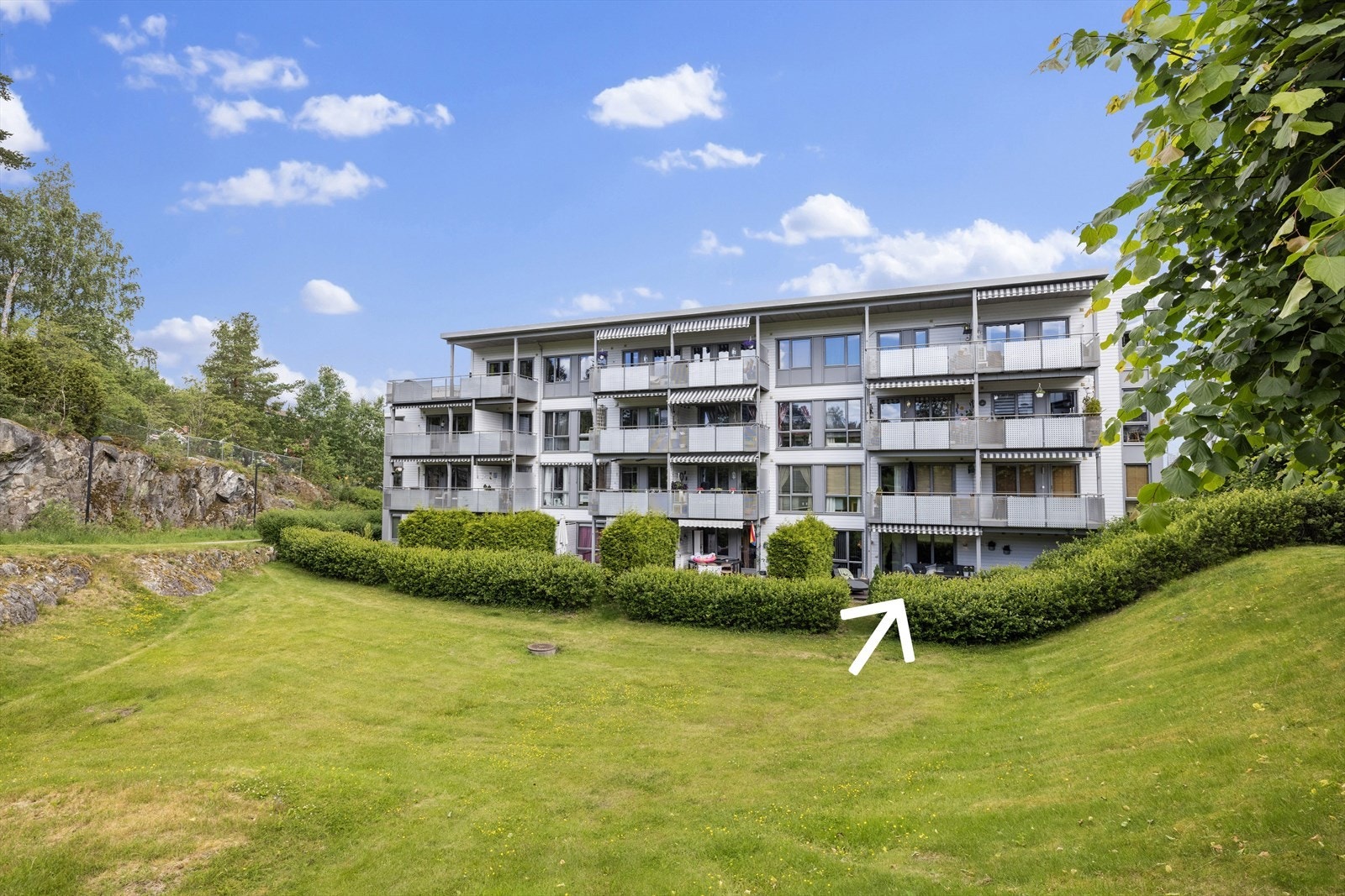 Attraktiv og idyllisk beliggenhet med fine turmuligheter Galleribilde