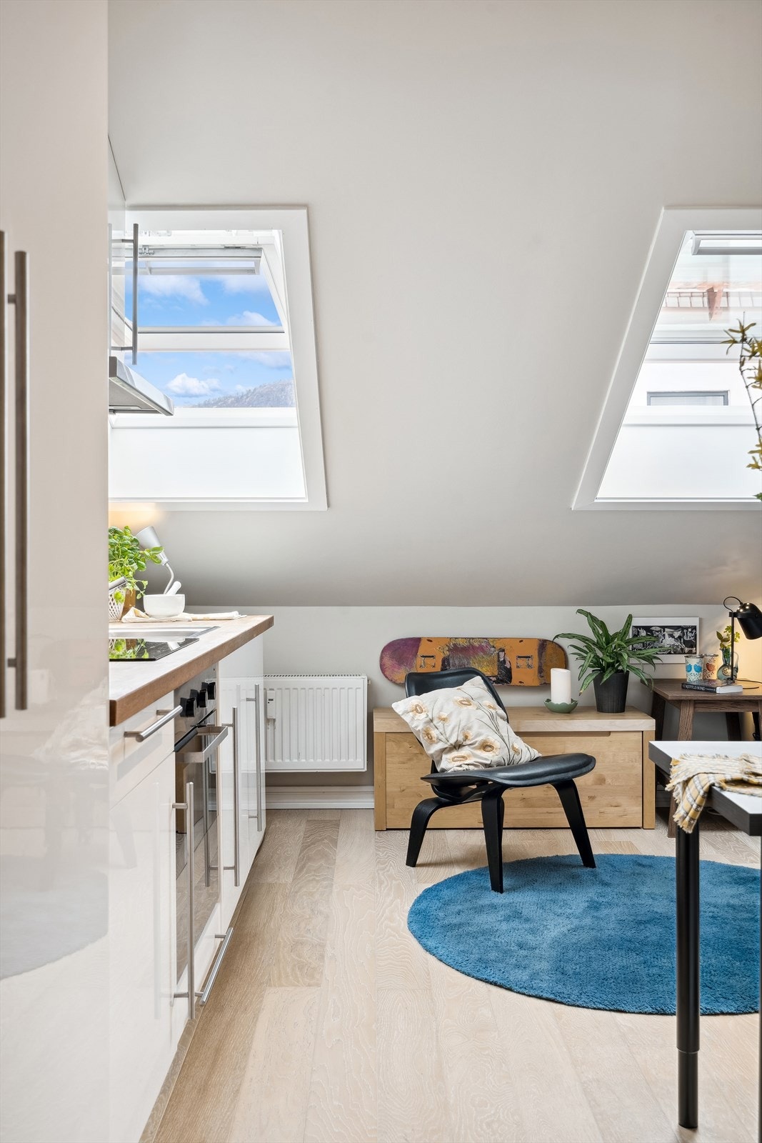 Legg merke til gløtten opp mot Stoltzekleiven Galleribilde