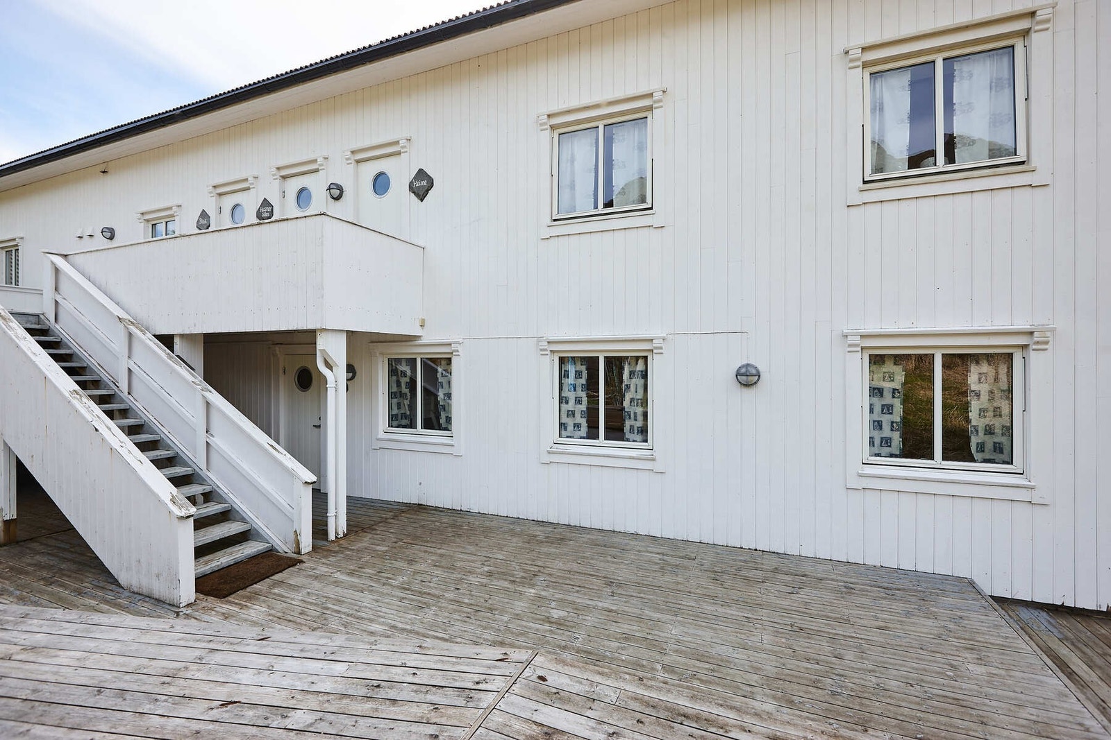 Leiligheten har inngang i 1. etasje Galleribilde