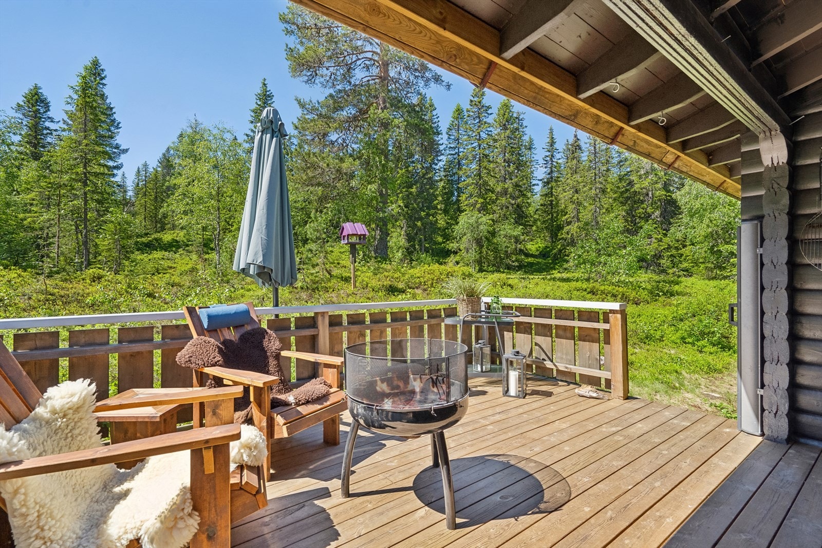 Husk at du faktisk har hyttenaboer, til tross for at det ikke føles sånn Galleribilde