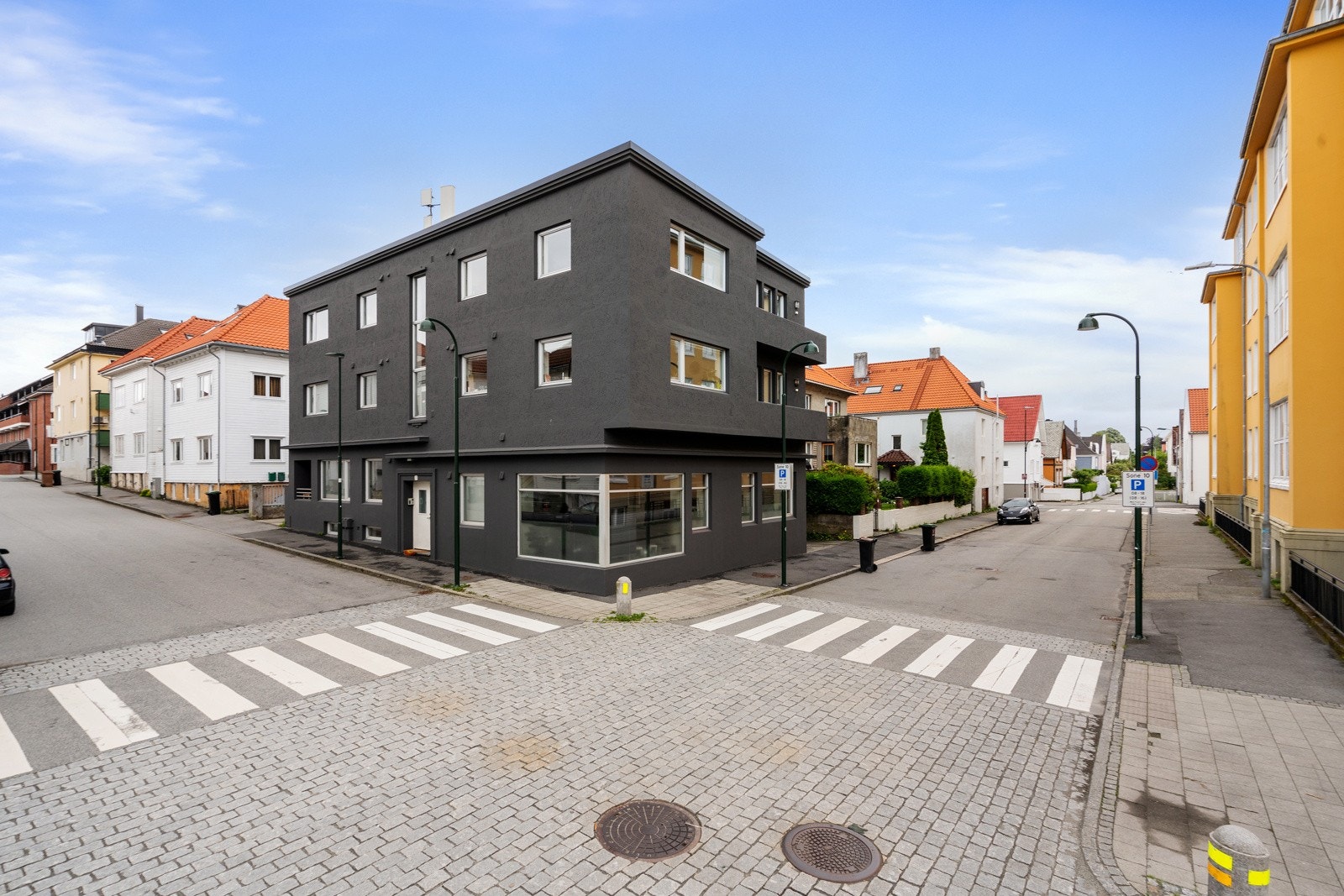 Sandeidgata 31A passer for deg som ønsker en urban tilværelse med både sentrum, Pedersgata og østre bydel i umiddelbar nærhet. Galleribilde