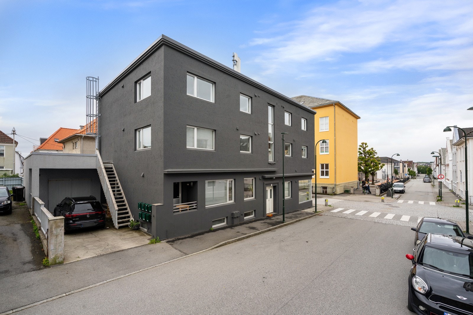 Samtidig er det flotte tur- og friluftsområder like i nærheten, og det er nettopp denne kombinasjonen som gjør Storhaug så populært. Galleribilde