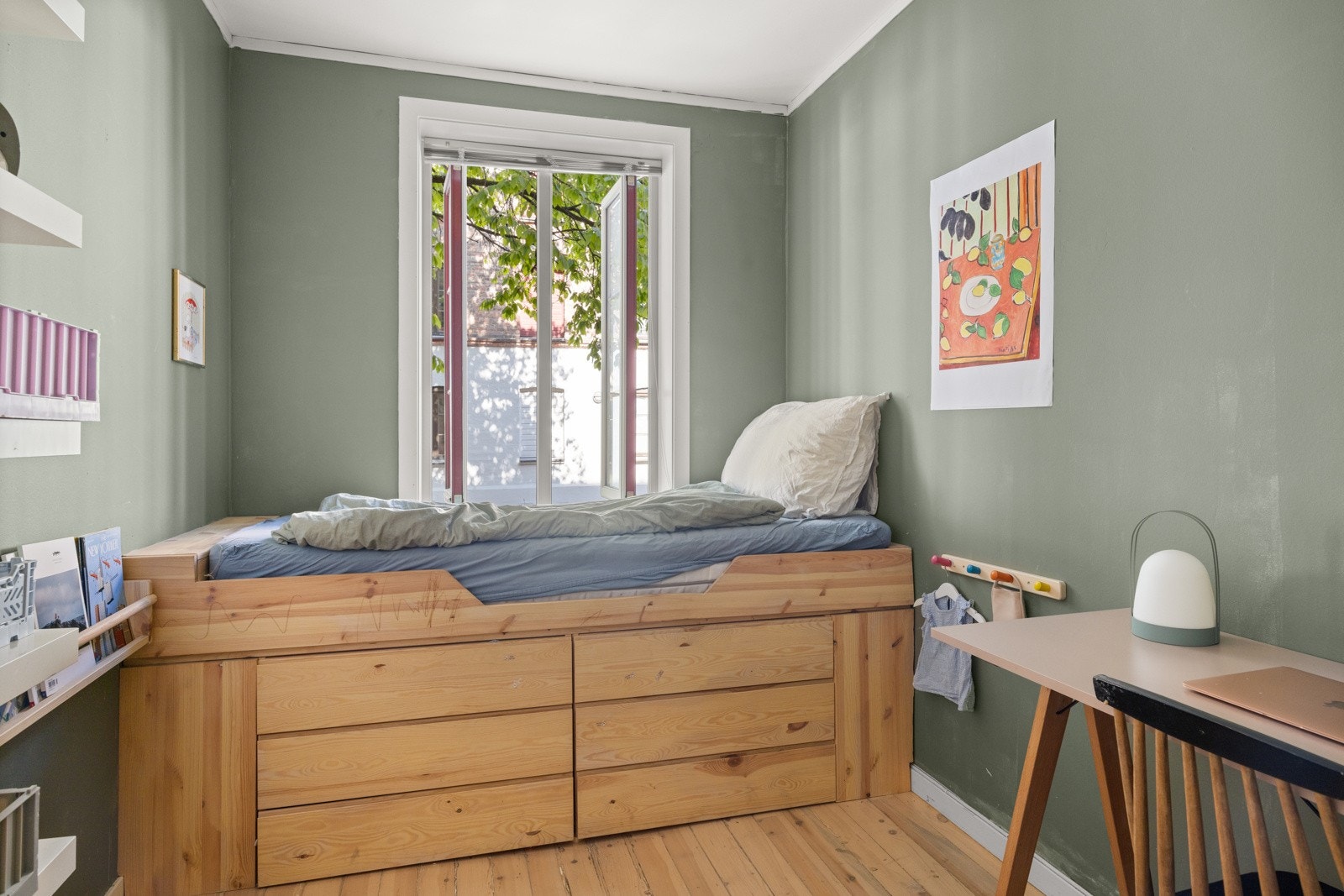 Soverom 2 egner seg ypperlig som f.eks. barnerom, gjesteværelse eller hjemmekontor. Galleribilde