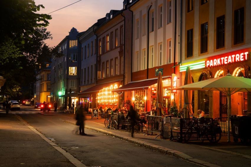 Her bor du i et rolig borettslag, samtidig som det er kort gangavstand til yrende folkeliv på Grünerløkka. Galleribilde