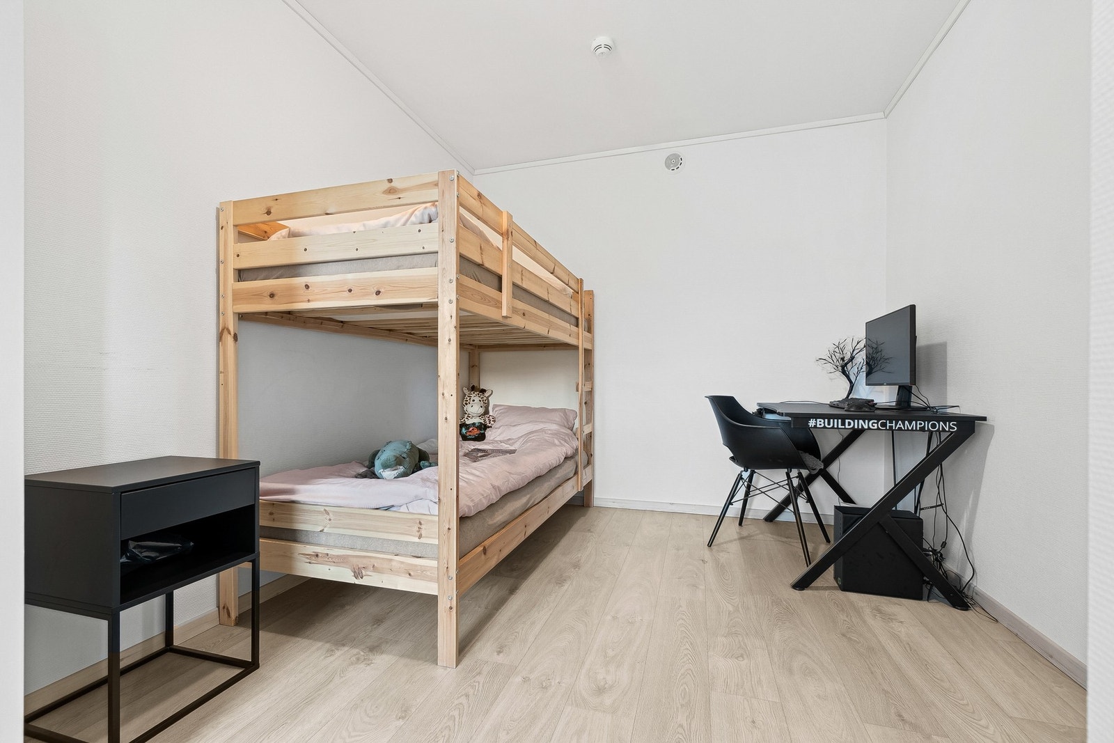 Soverom 2 har også god størrelse. Galleribilde