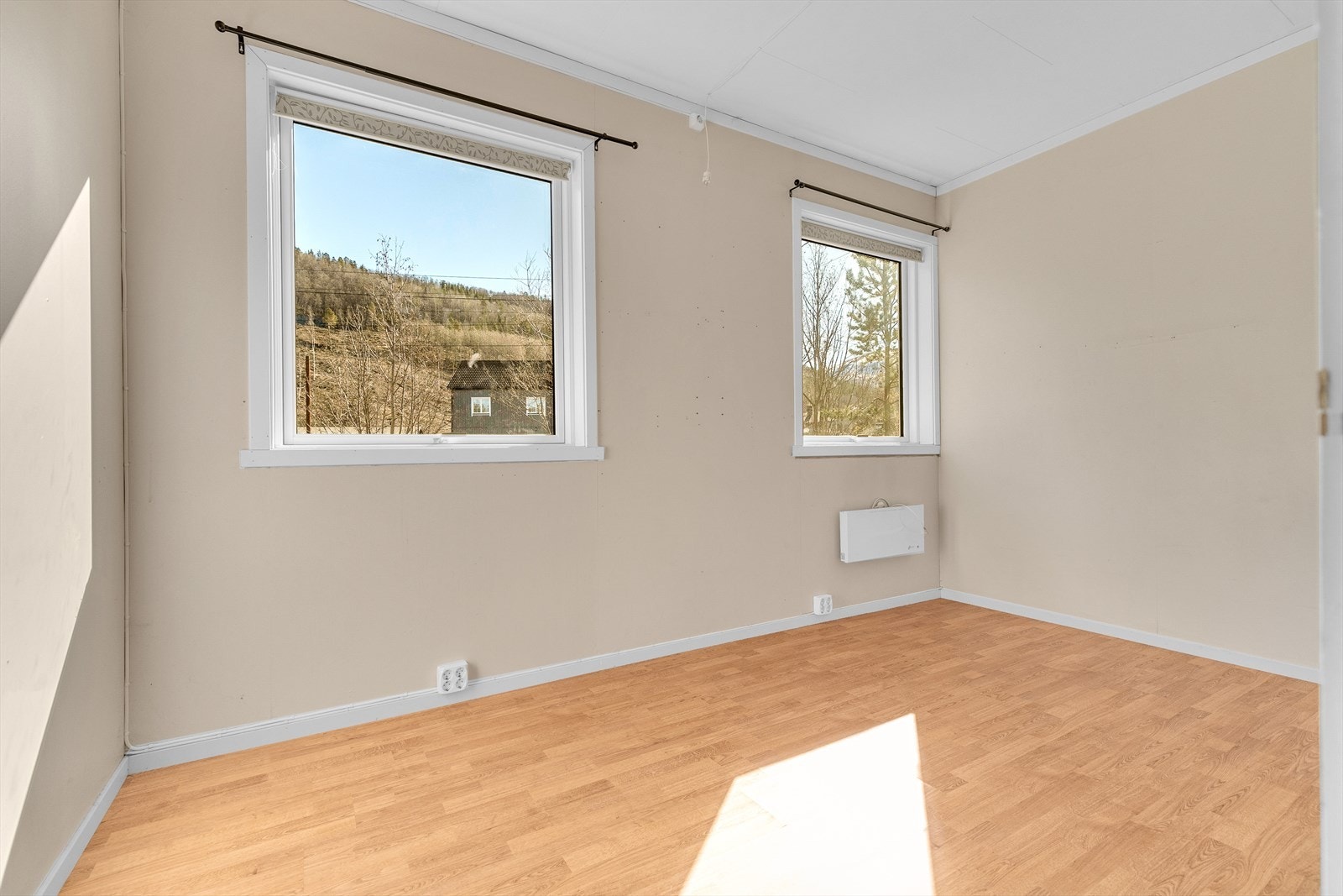 Inngang 1 - 1etg - Soverom 1 Galleribilde