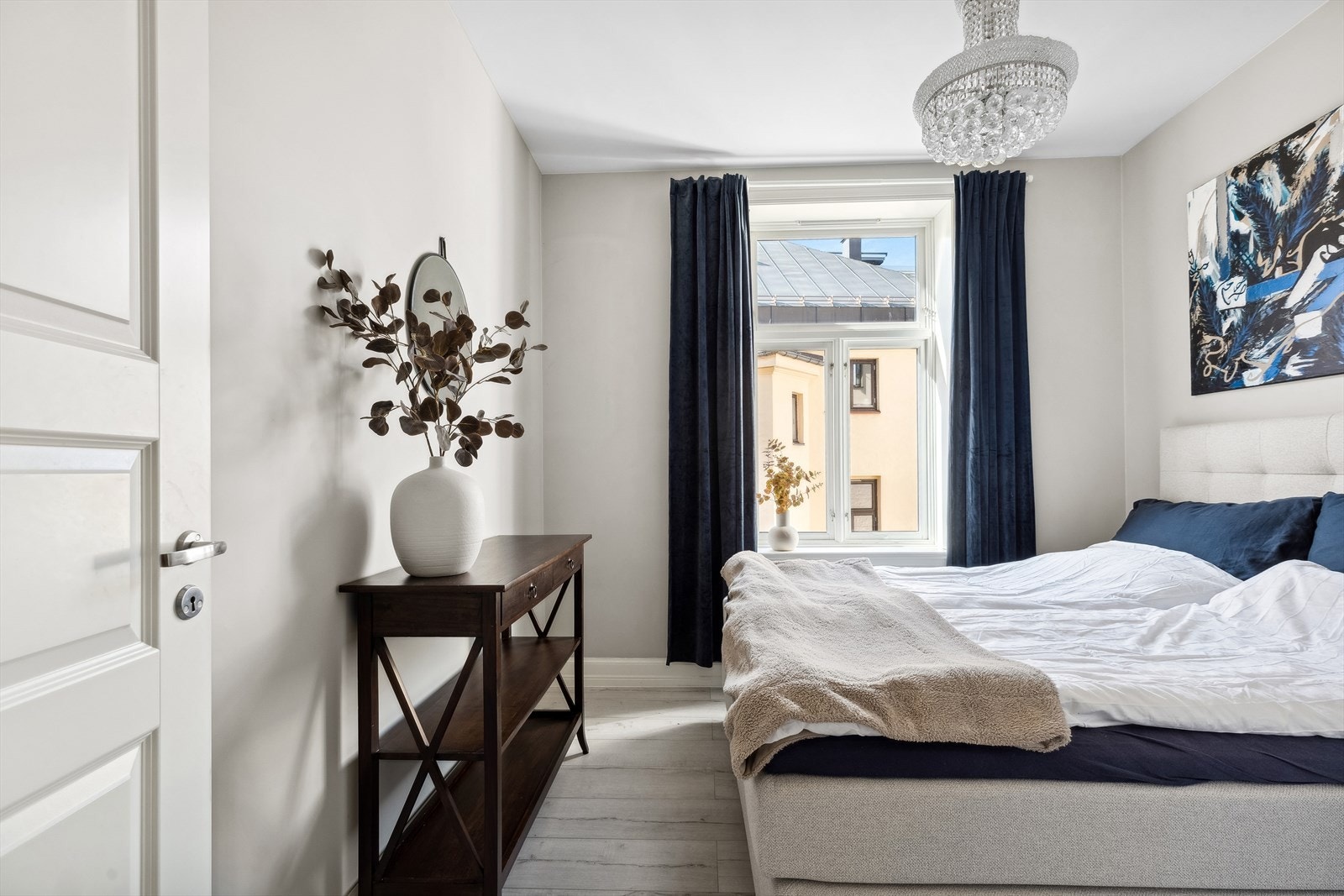 Her har du god plass til dobbeltseng. Galleribilde