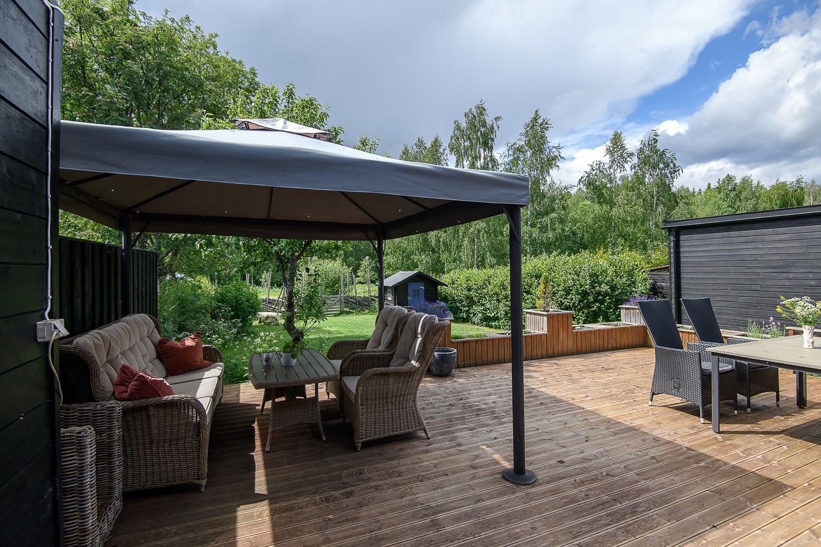 Vestvendt med gode solforhold. Galleribilde