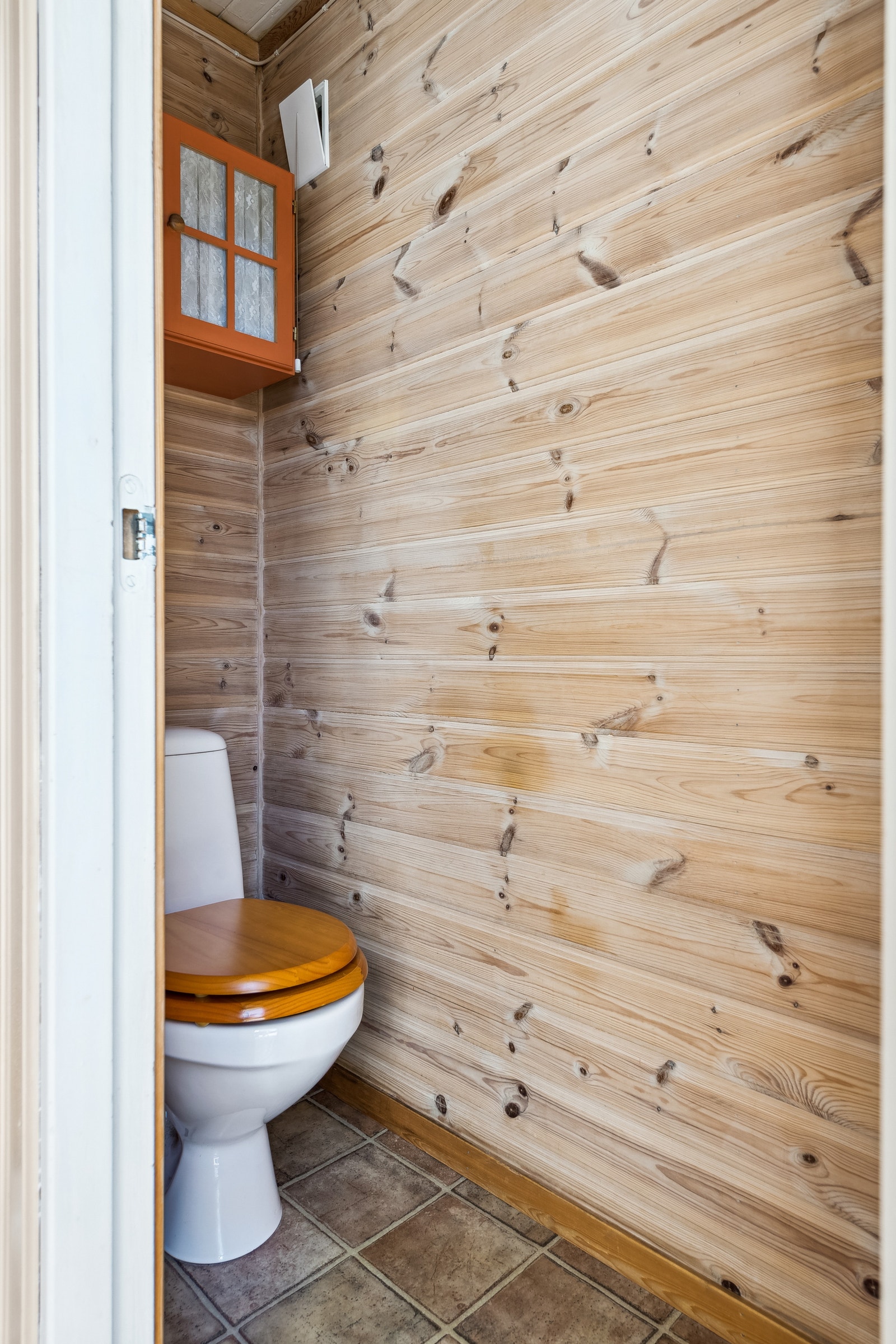 Toalett ved entré Galleribilde