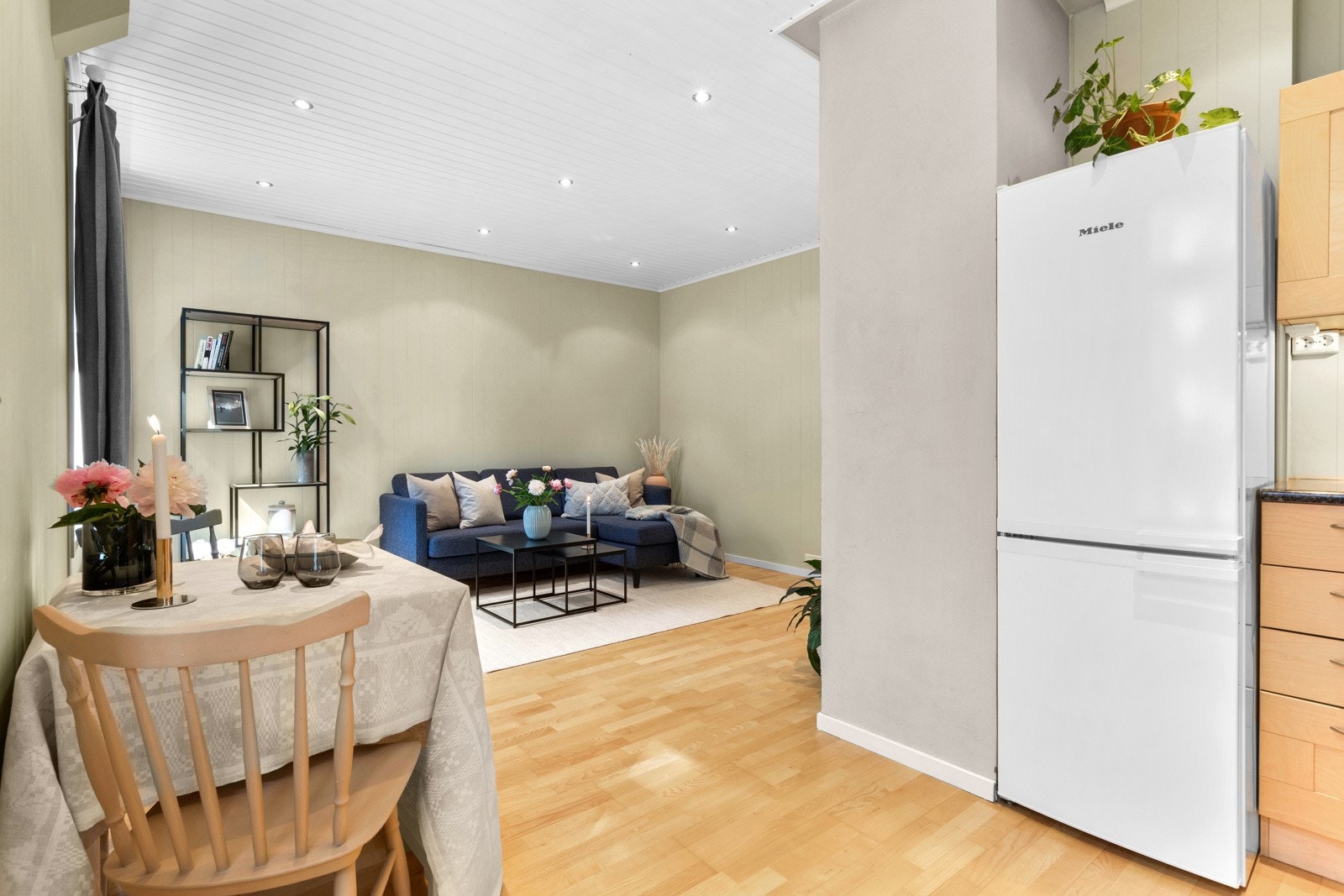 Her kan du trygt trekke deg tilbake eller samle venner og familie til små og store anledninger Galleribilde