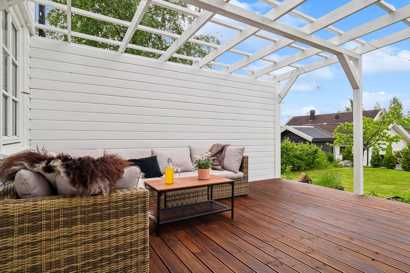 God plass til å møblere uteplassen etter eget ønske. Galleribilde