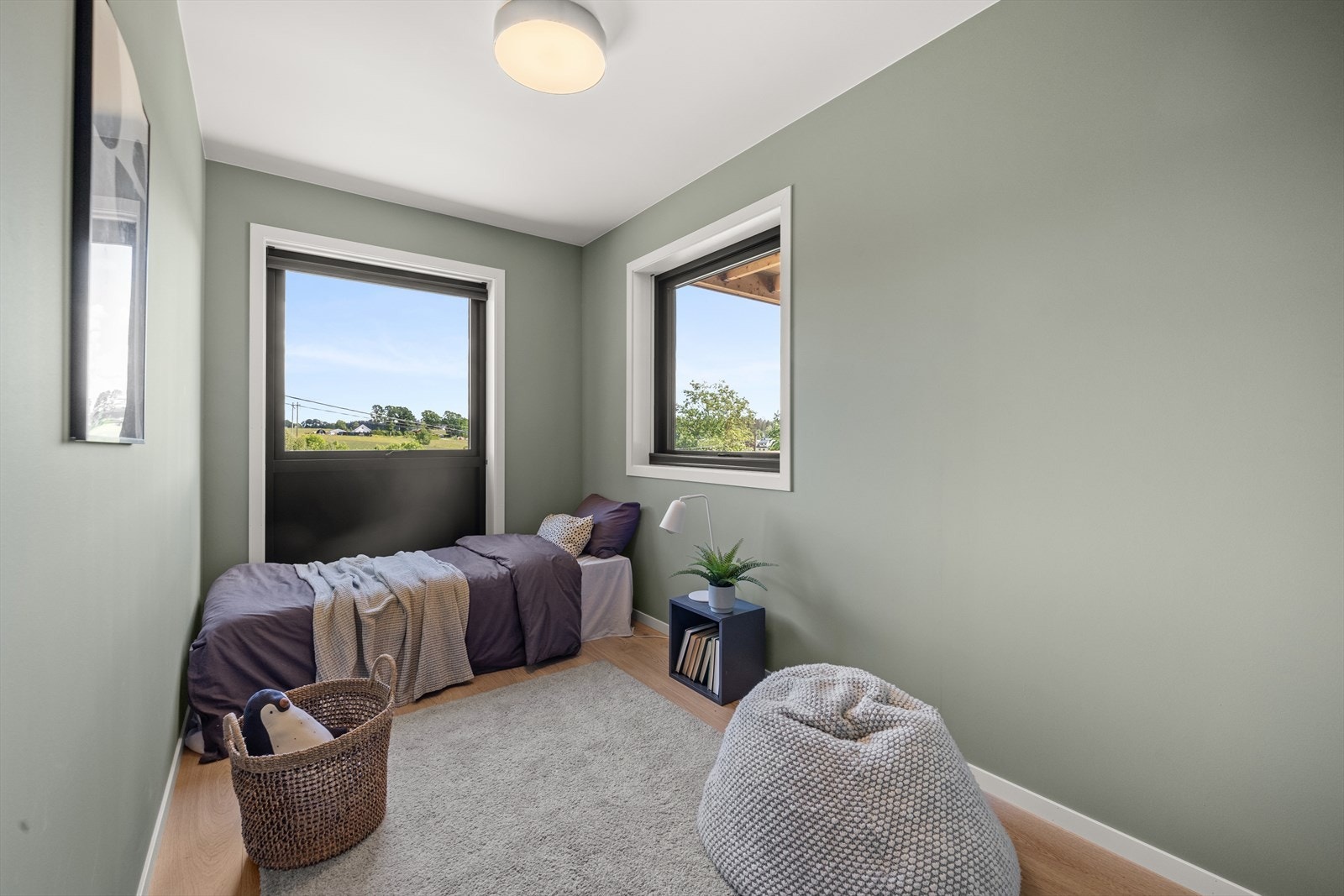 Soverom II er godt egnet som barnerom, gjesteværelse eller hjemmekontor. Galleribilde