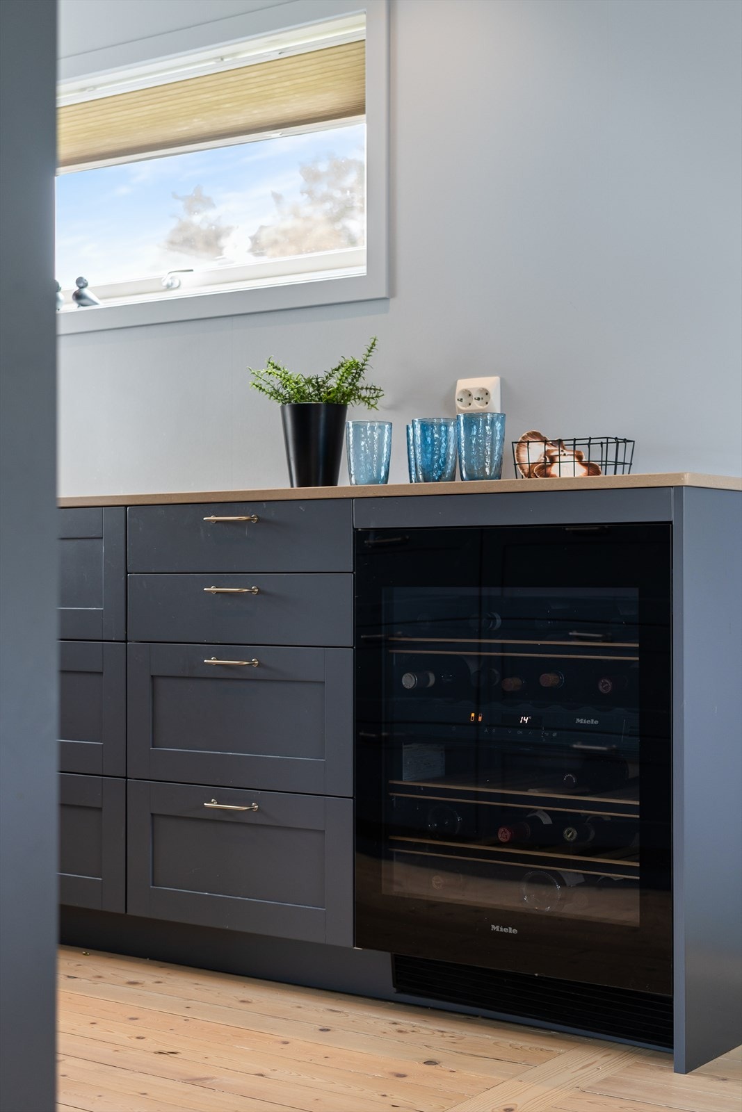 Integrert vinskap fra Miele Galleribilde