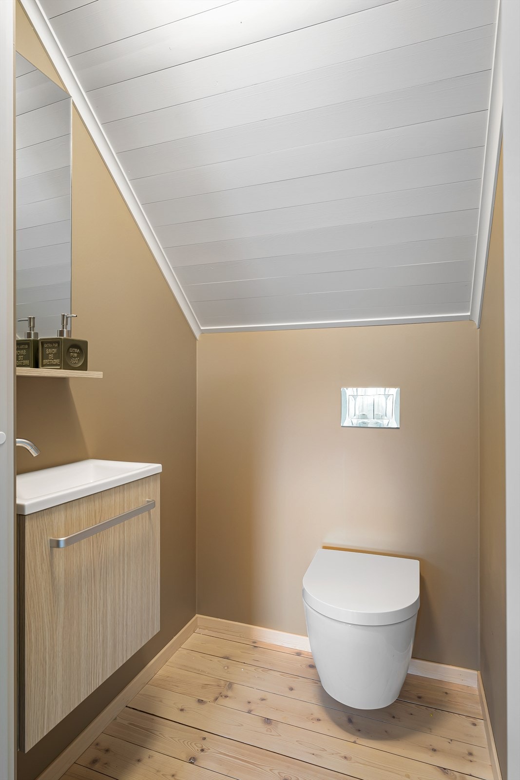 Toalettrom i 2. etasje Galleribilde