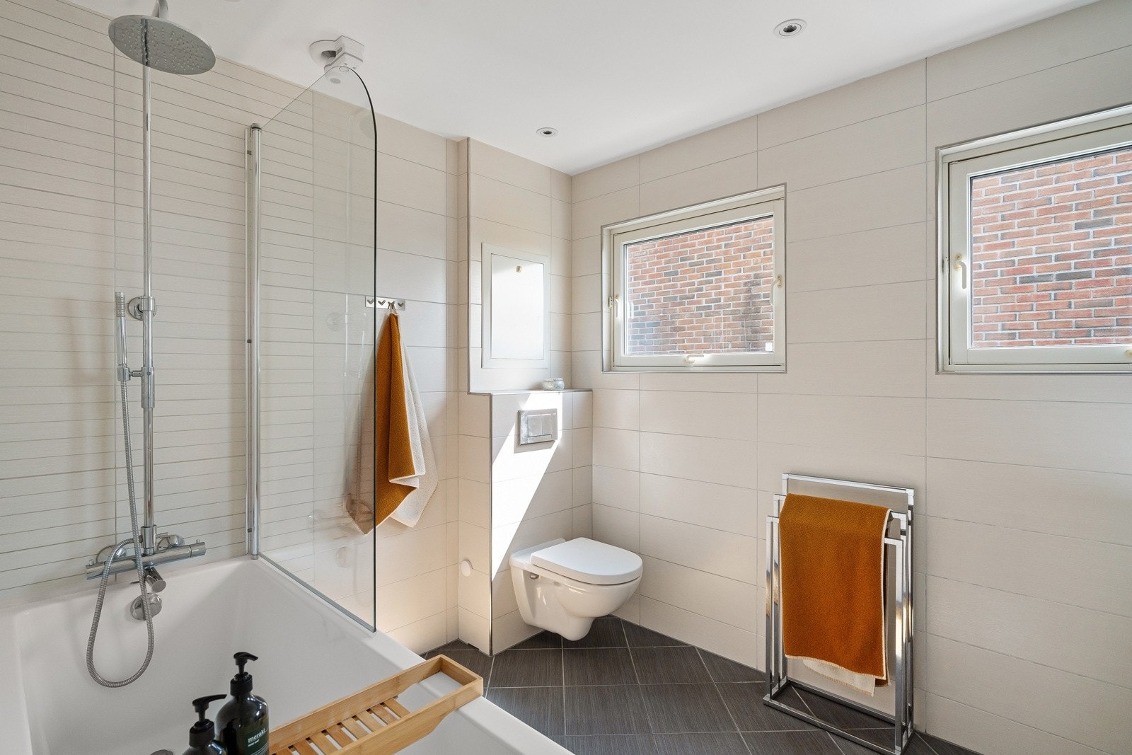 Bad/wc 2. etasje Galleribilde