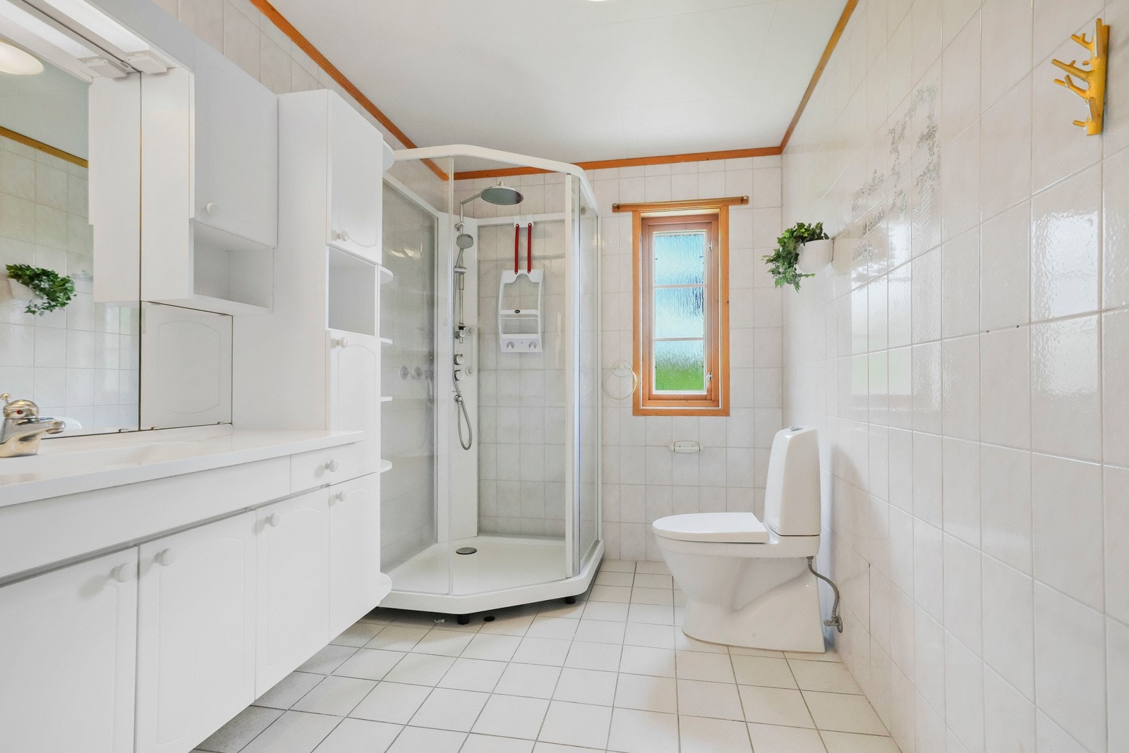 Flislagt bad med varmekabler Galleribilde