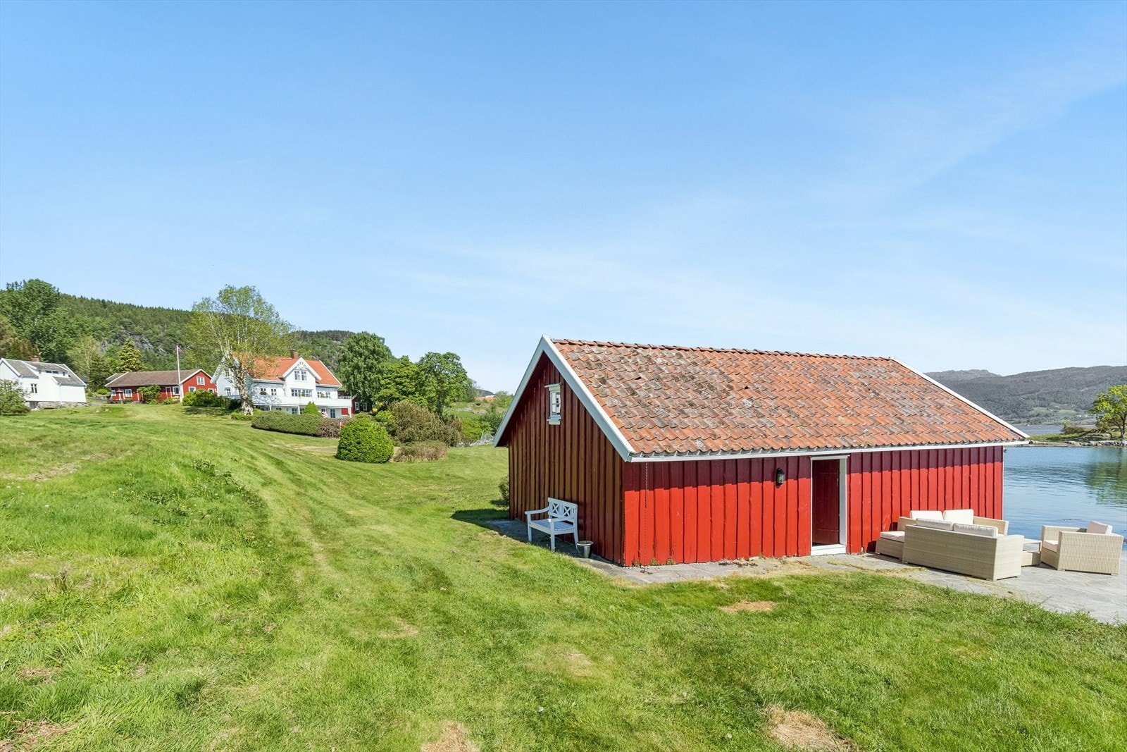Naust. Galleribilde