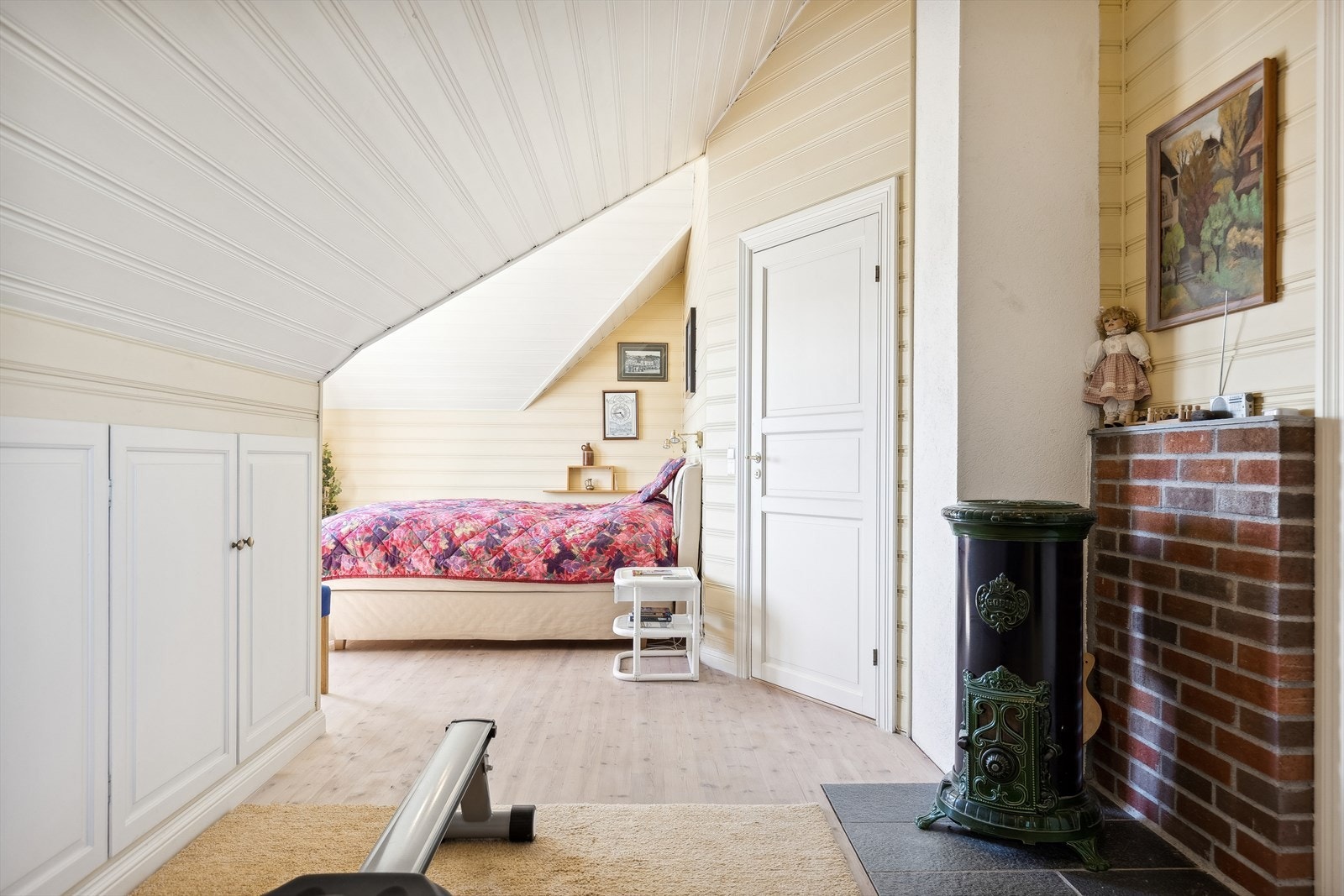 Kamin. Galleribilde