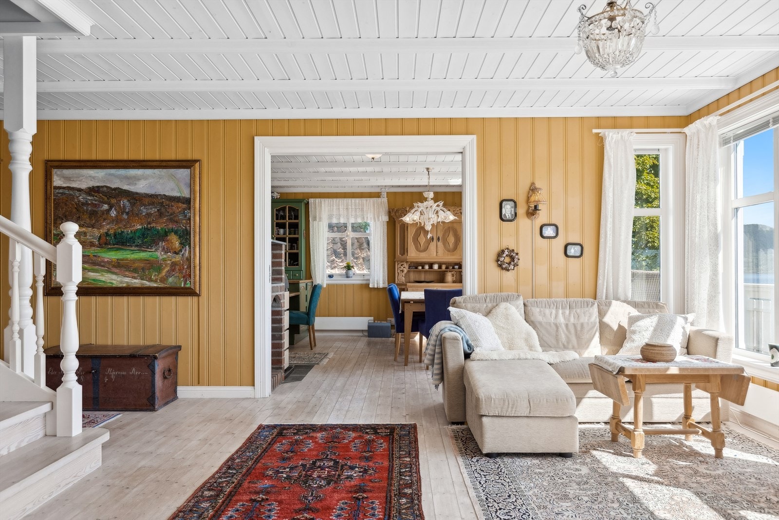 Et rom for avkobling og hygge - Plass til å dele små og store opplevelser med venner eller ta frem en god bok og lytte til musikk, alene. Galleribilde