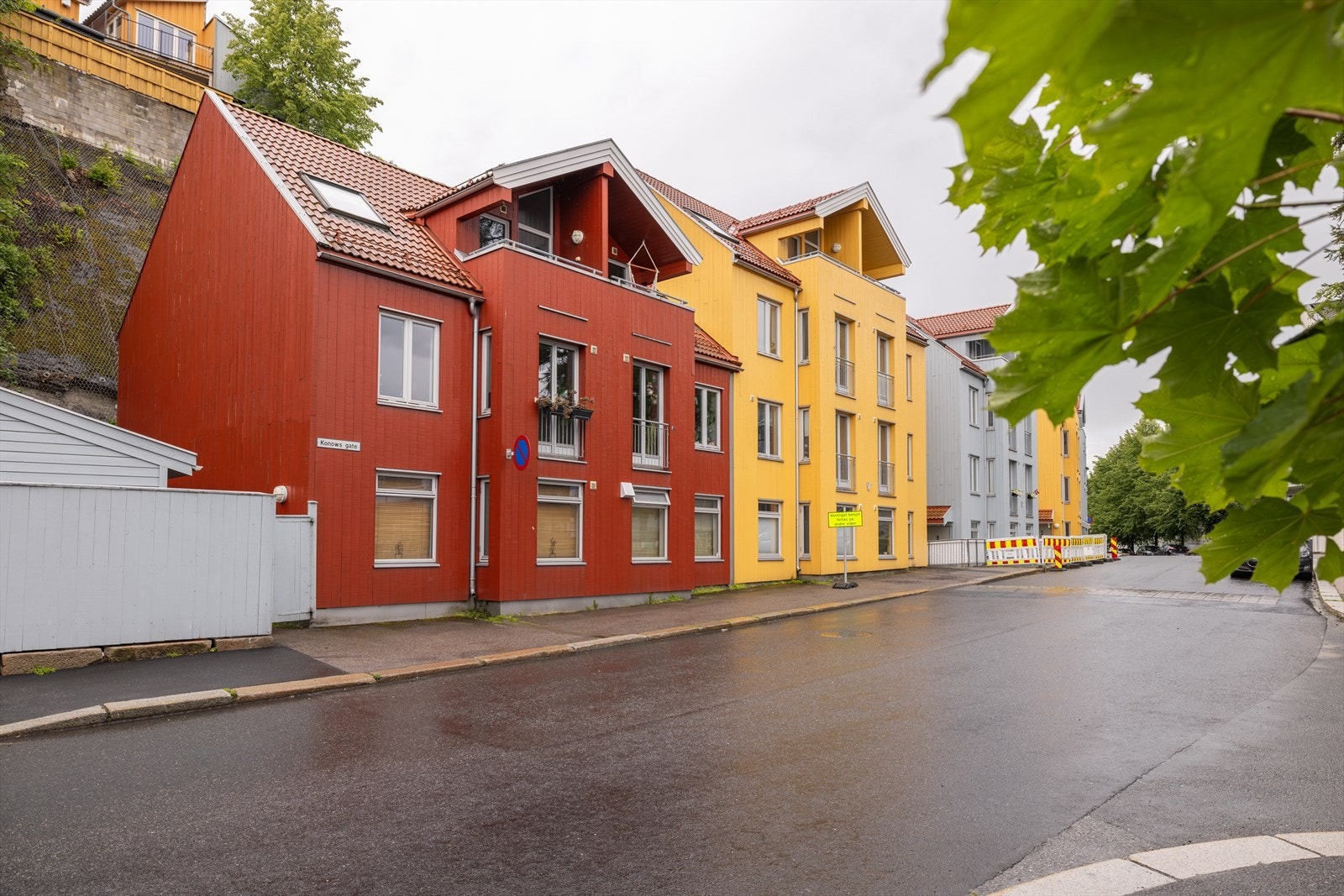 Herfra har du 4 min til Middelalderparken og Ekebergportalen som fører inn i Ekebergparken. Galleribilde