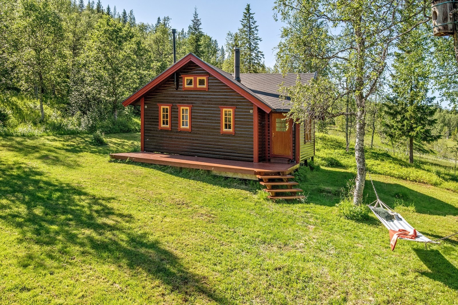 På eiendommen er det oppført hytte med byggeår 2006. Galleribilde