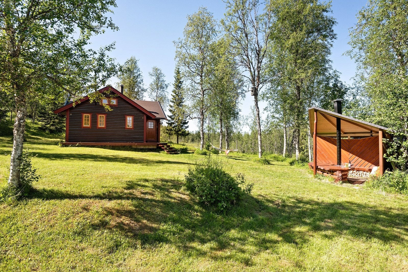 Hva kan man nyte fine dager i naturen, kun 10-12 minutters kjøretur fra sentrum av Mo i Rana. Galleribilde