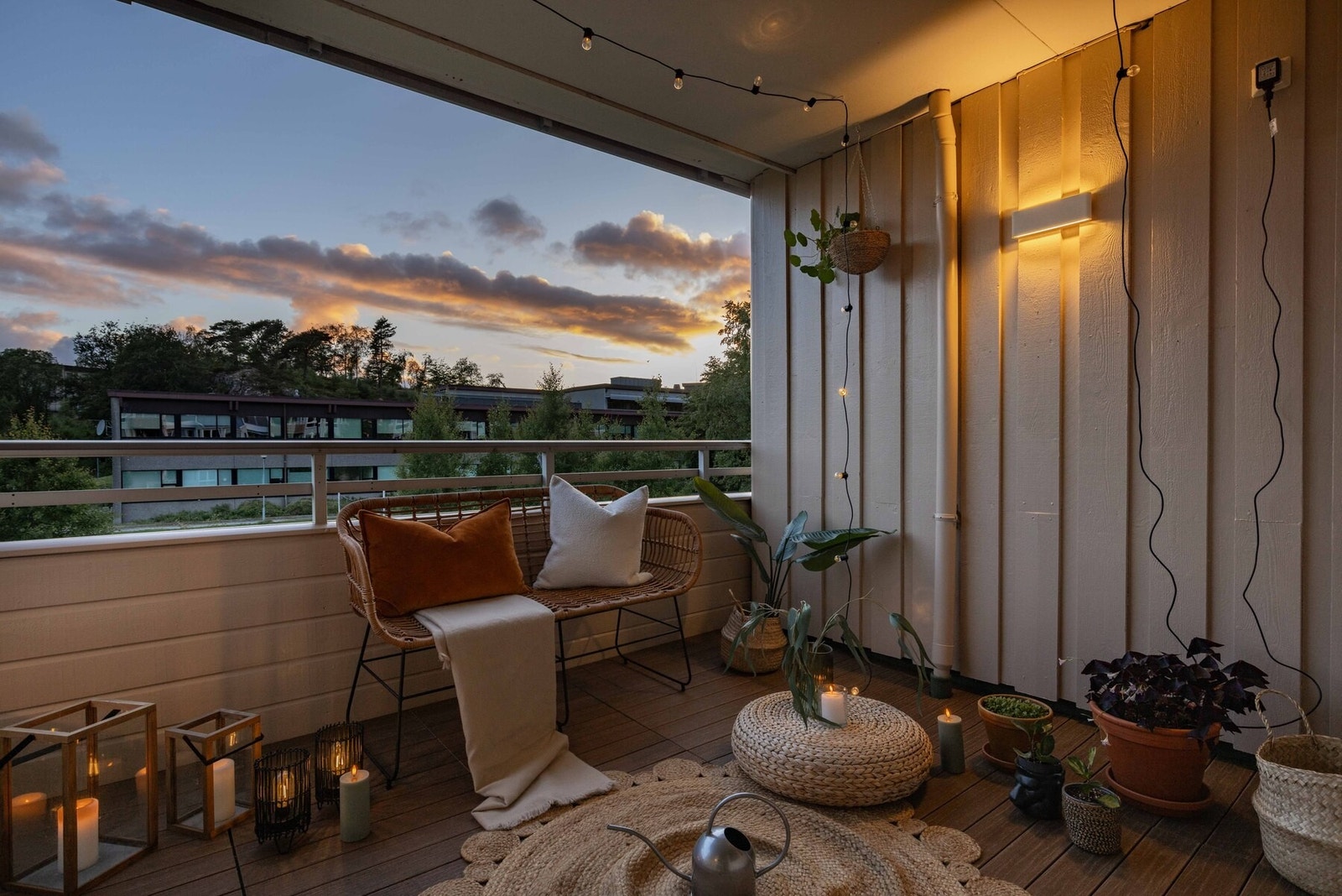 Her kan du nyte vakre solnedganger over nærområdet! Galleribilde