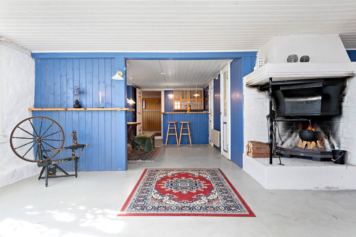 Ste med bar i kjeller Galleribilde