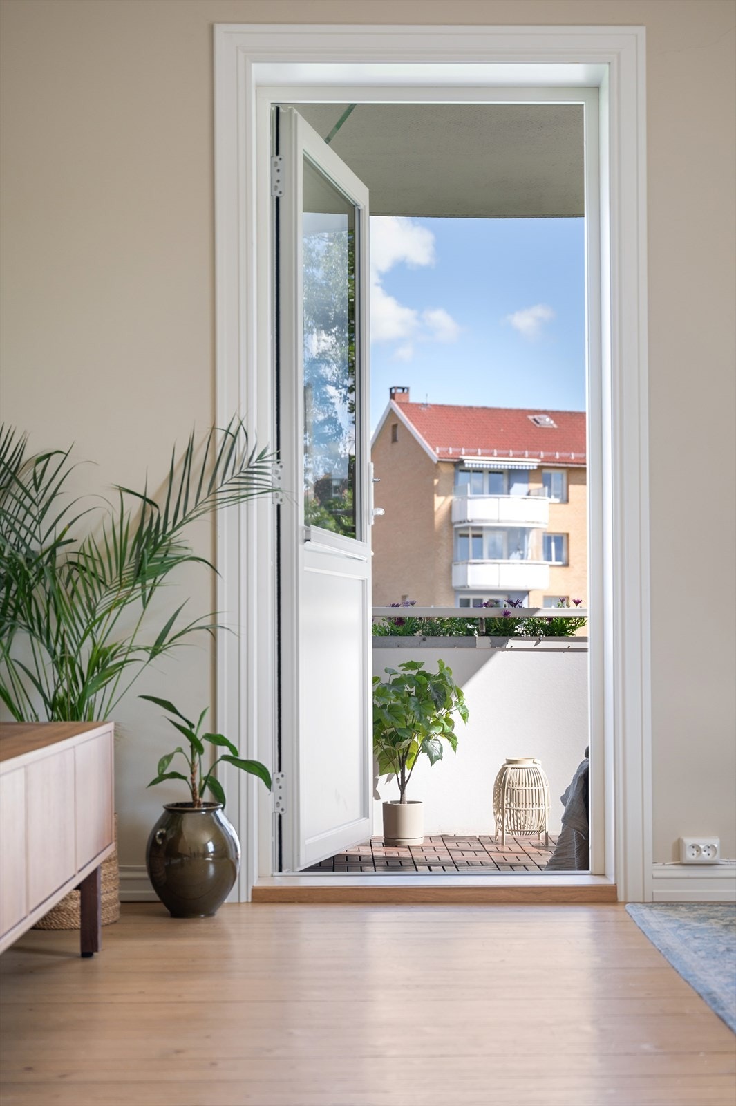 Her har du direkte utgang til boligens balkong. Galleribilde