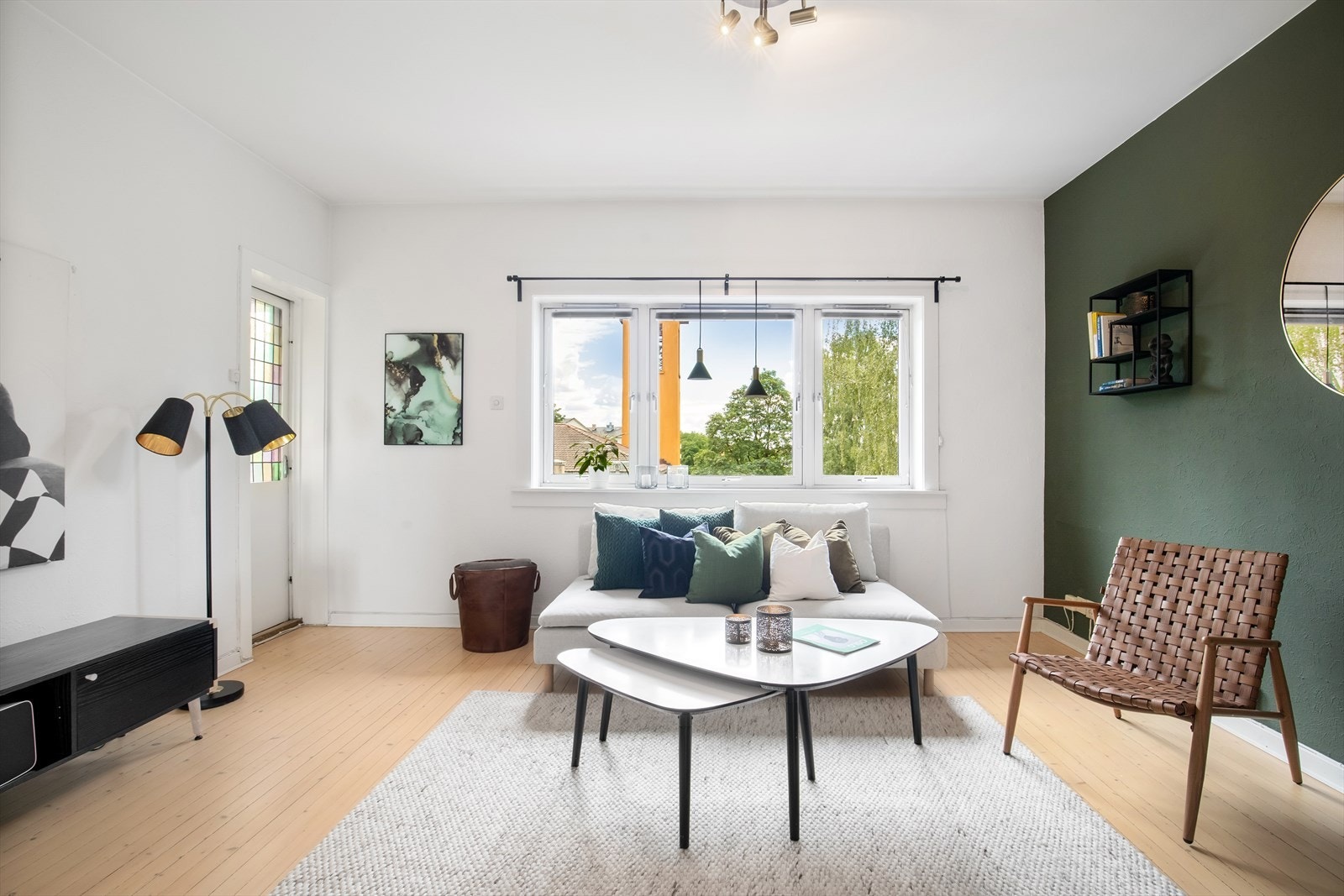 Lys og luftig toppleilighet med utsikt mot Ilaparken Galleribilde