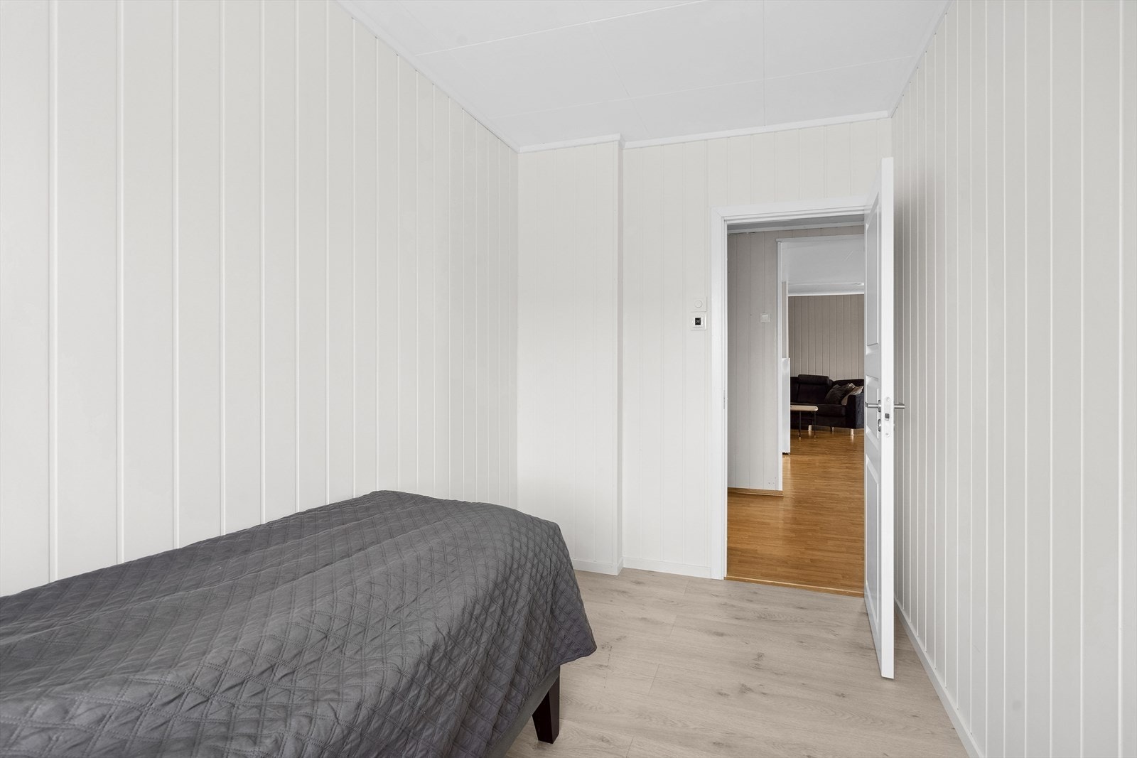 Hjemmets øvrige soverom passer fint som både barnerom, gjesterom eller kontor. Galleribilde