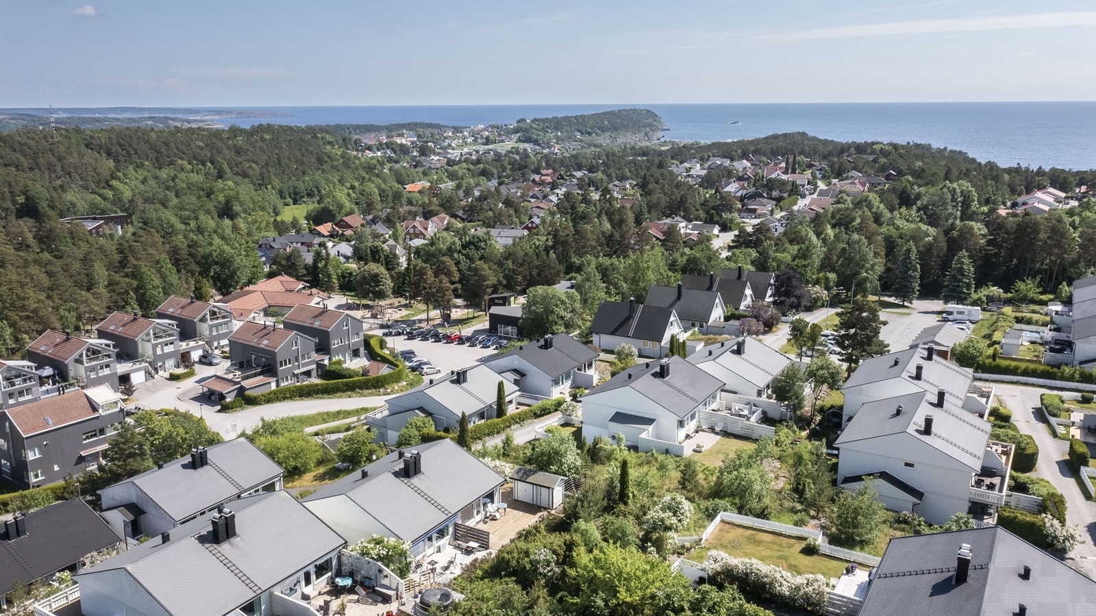 Gangavstand til Langesund sentrum og badestrand i Krogshavn Galleribilde