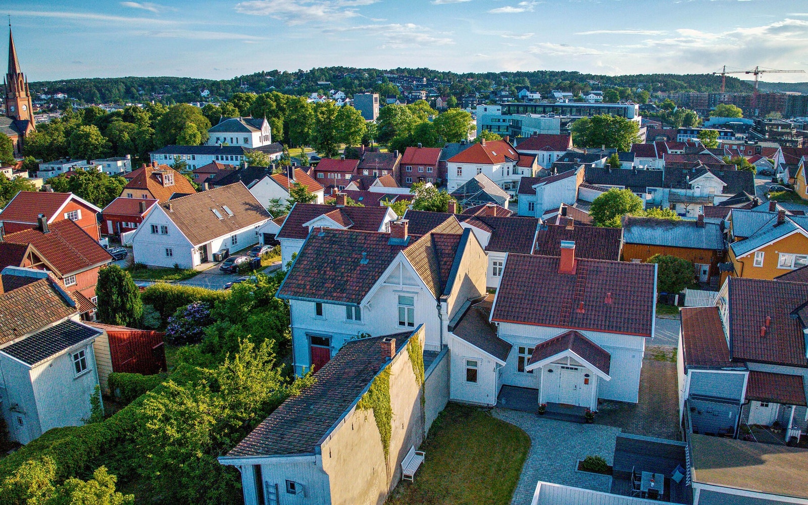 Apenesfjellet ligger midt i byen og gir deg tilgang til alt byen har å gi - innenfor en kort spasertur. Galleribilde
