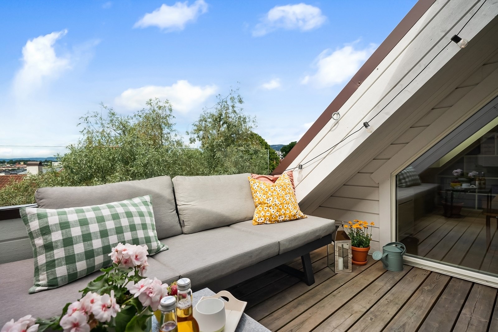 Det er også god plass til utemøblement, grill m.m Galleribilde