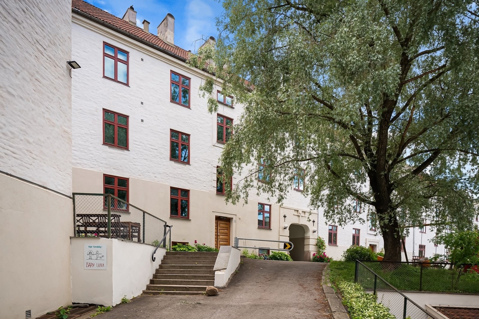 Lokalet ligger til venstre. Galleribilde