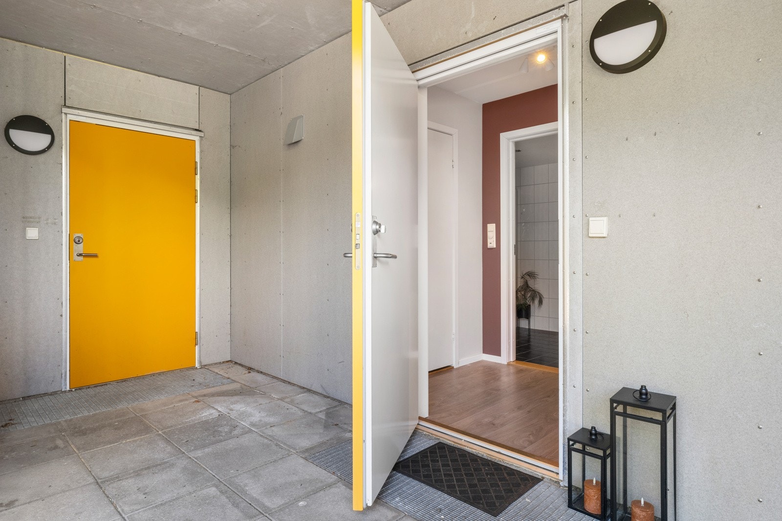 Åpent inngangsparti. Galleribilde