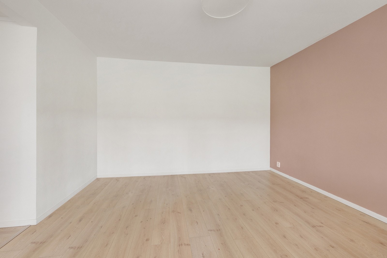 Perfekt førstegangskjøp i et etablert boligområde! Galleribilde