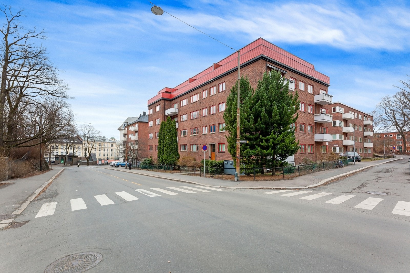Fra boligen er det kort gangavstand til noen av hovedstadens mest populære handlegater, kafeer, barer og restauranter Galleribilde