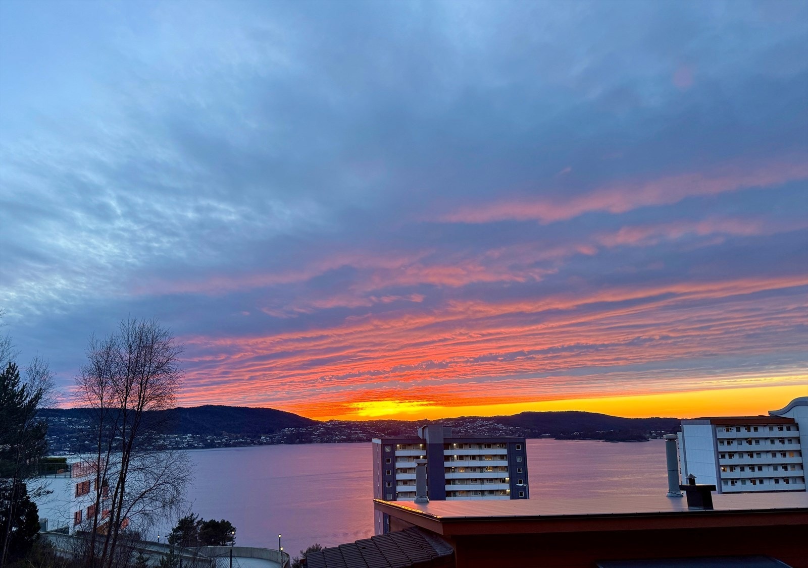 Solnedgang Lønborg.jpg Galleribilde