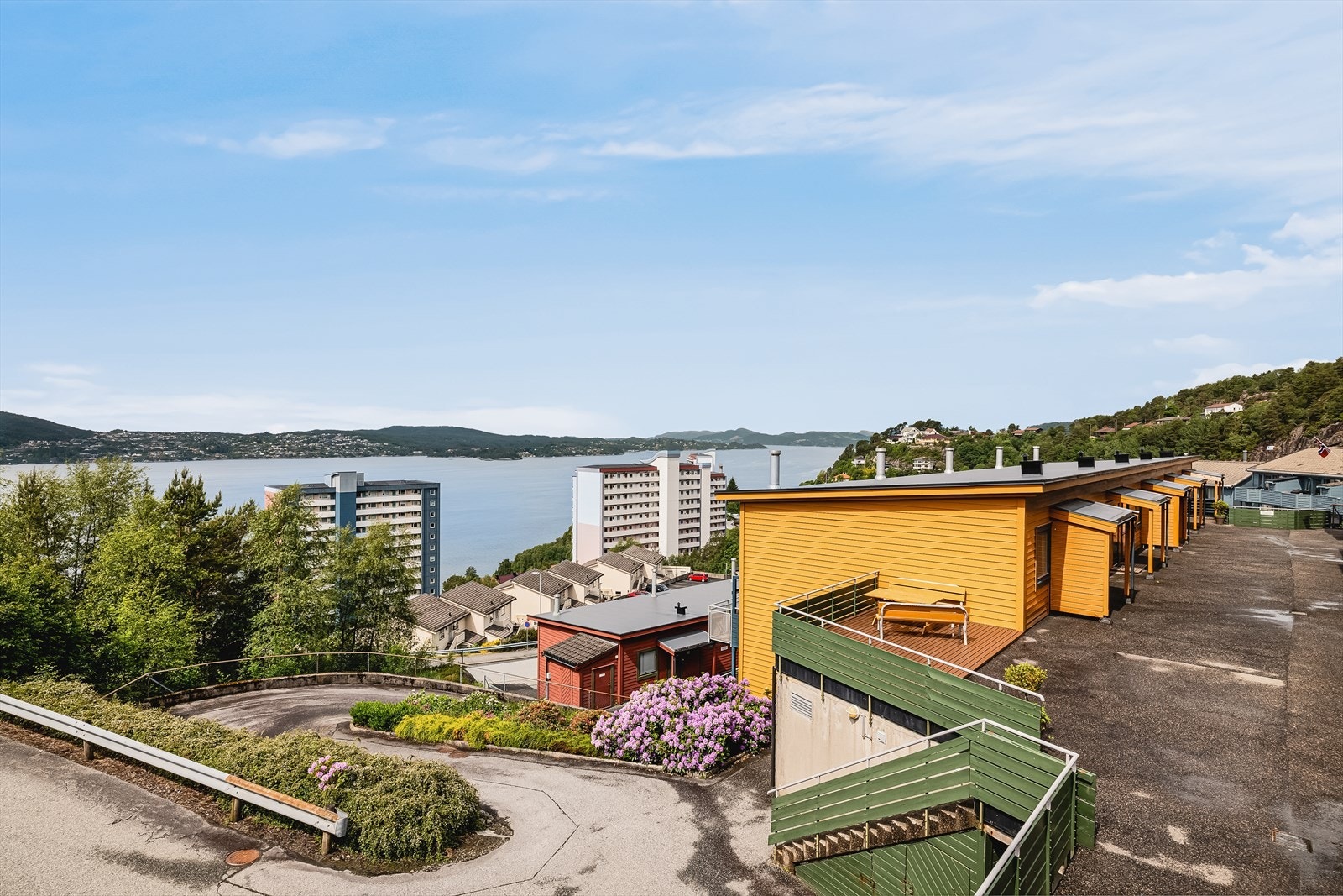 Tilhørende leiligheten er det to utvendige boder på henholdsvis 2,3m² og 5,1m² Galleribilde