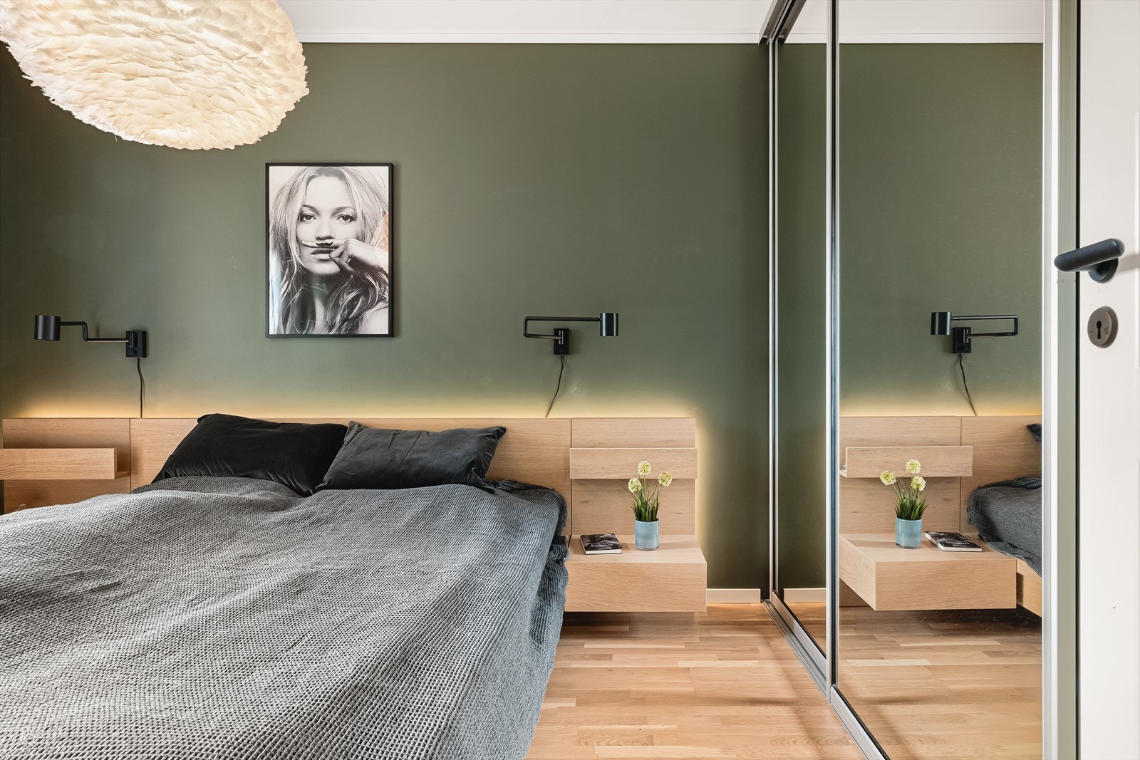 Her er det god plass til å møblere med seng, nattbord og annen ønsket møblering Galleribilde