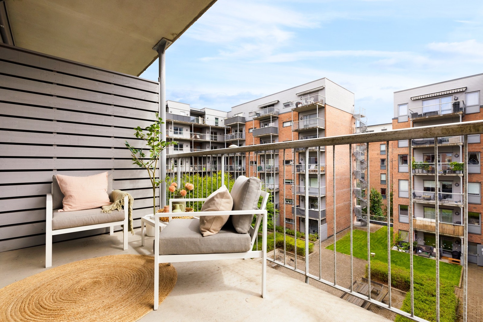 Her får du gleden av en flott, sydøstvendt balkong. Galleribilde